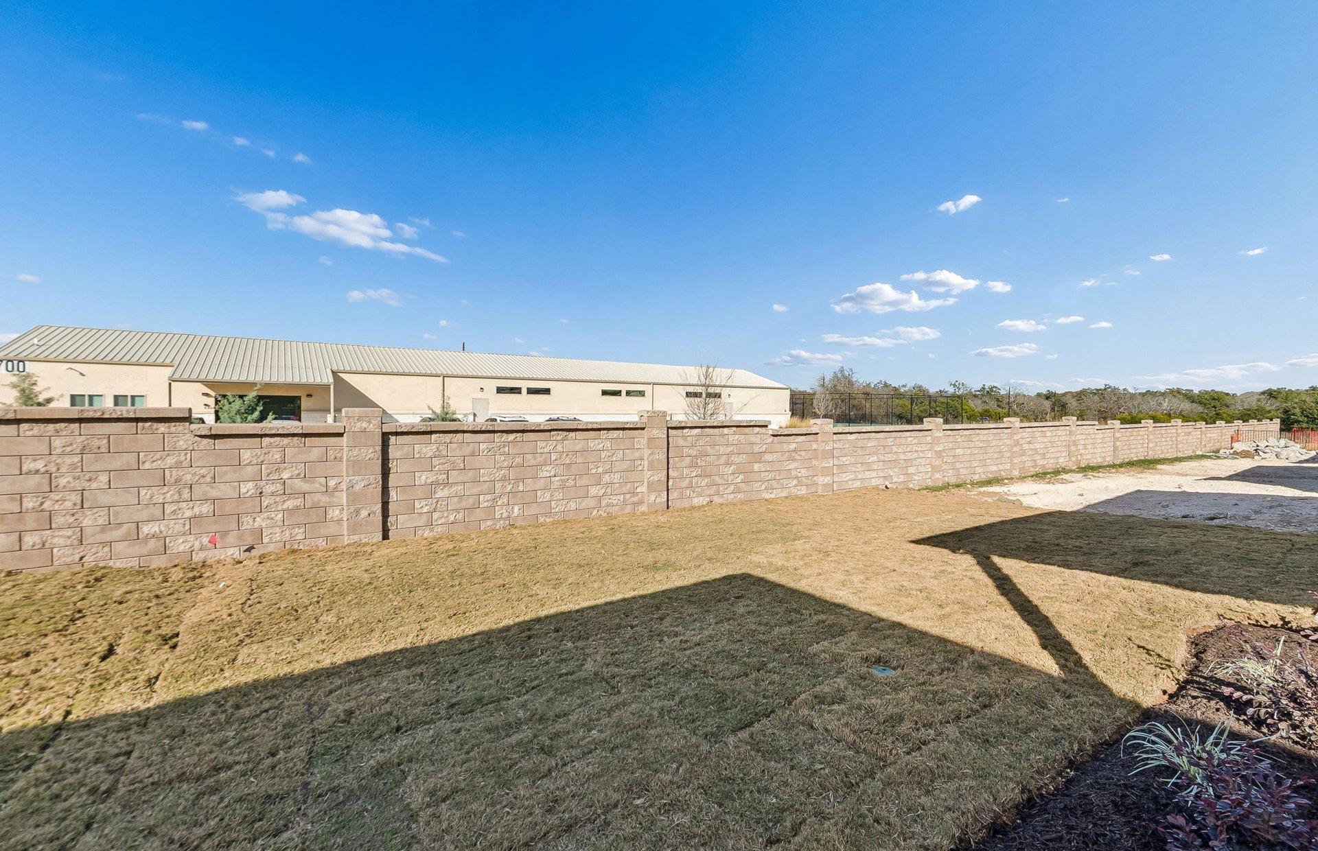 203 Smokestack Ln, Georgetown, TX 78633