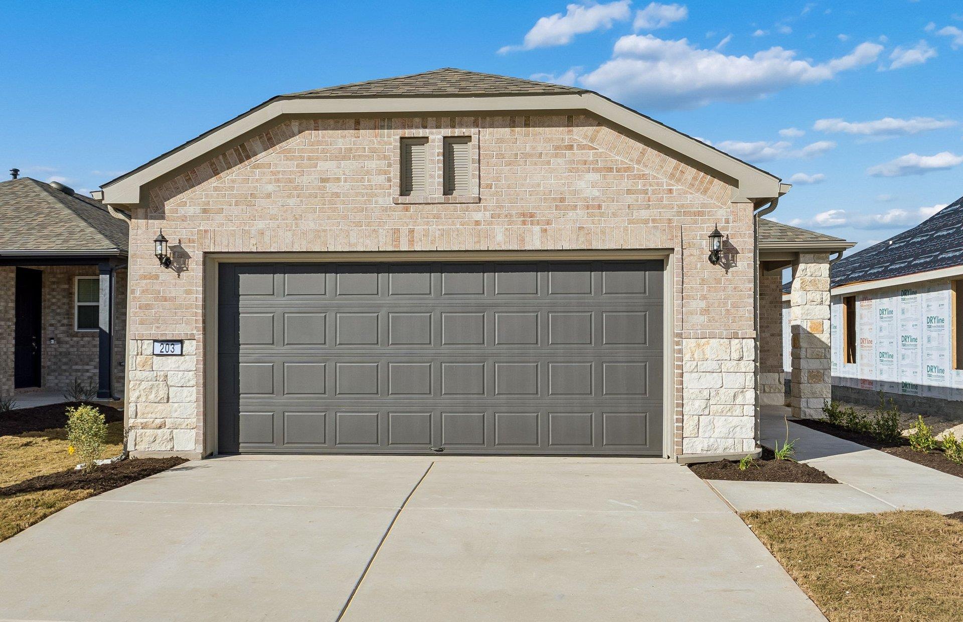 203 Smokestack Ln, Georgetown, TX 78633