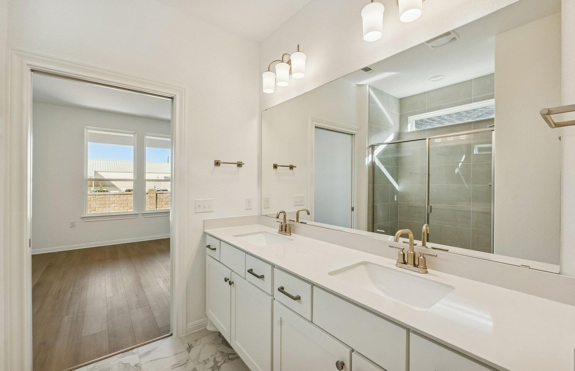 203 Smokestack Ln, Georgetown, TX 78633