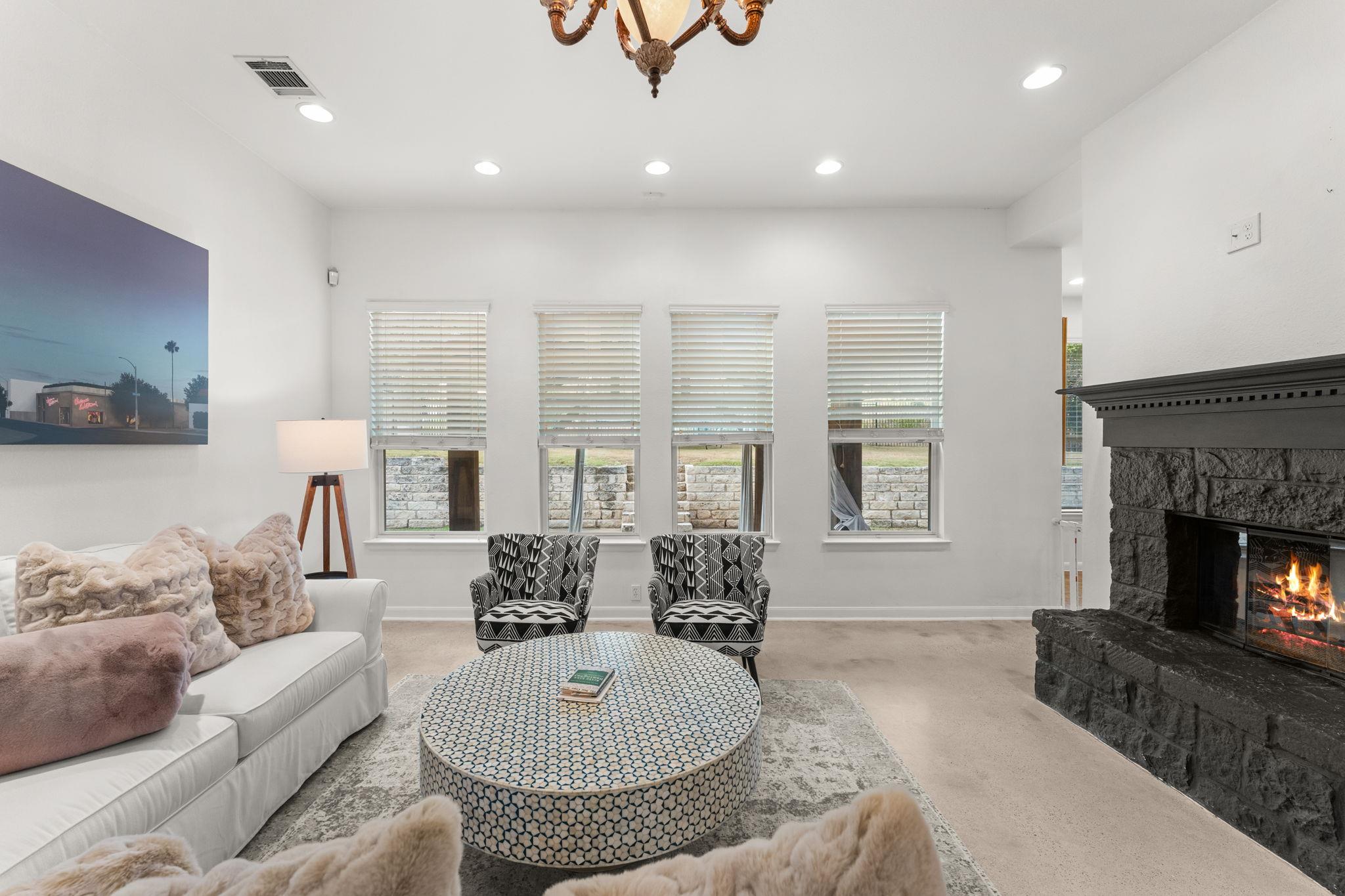 167 Desert Willow Way, Austin, TX 78737