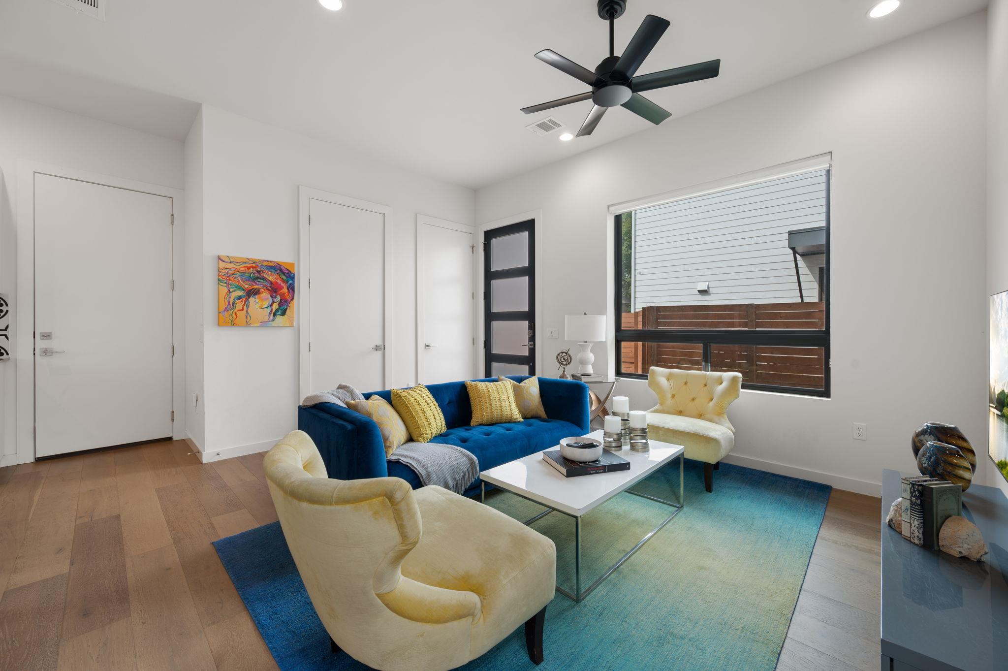 2941 E 14th St # 2, Austin, TX 78702