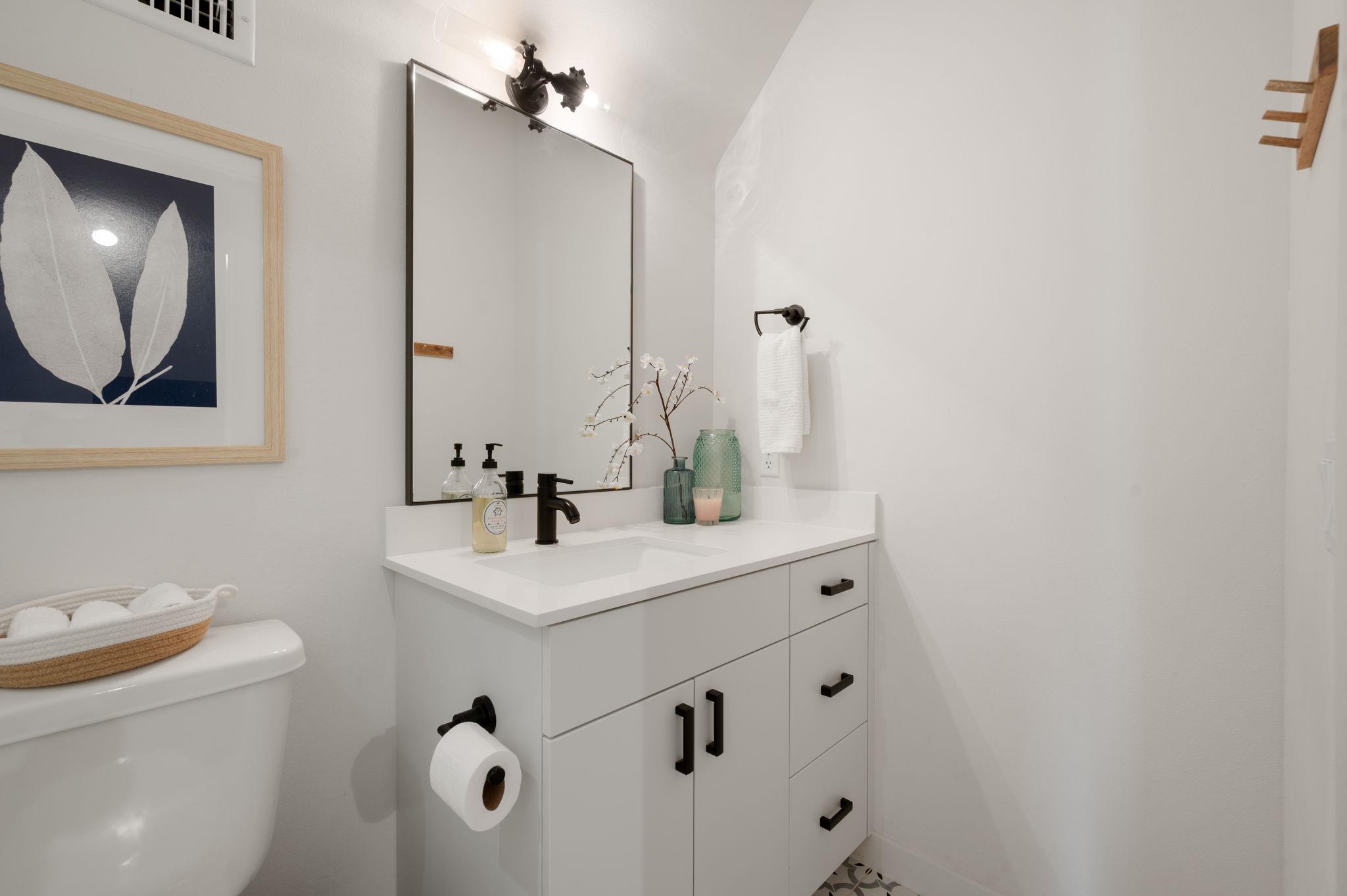 2941 E 14th St # 2, Austin, TX 78702