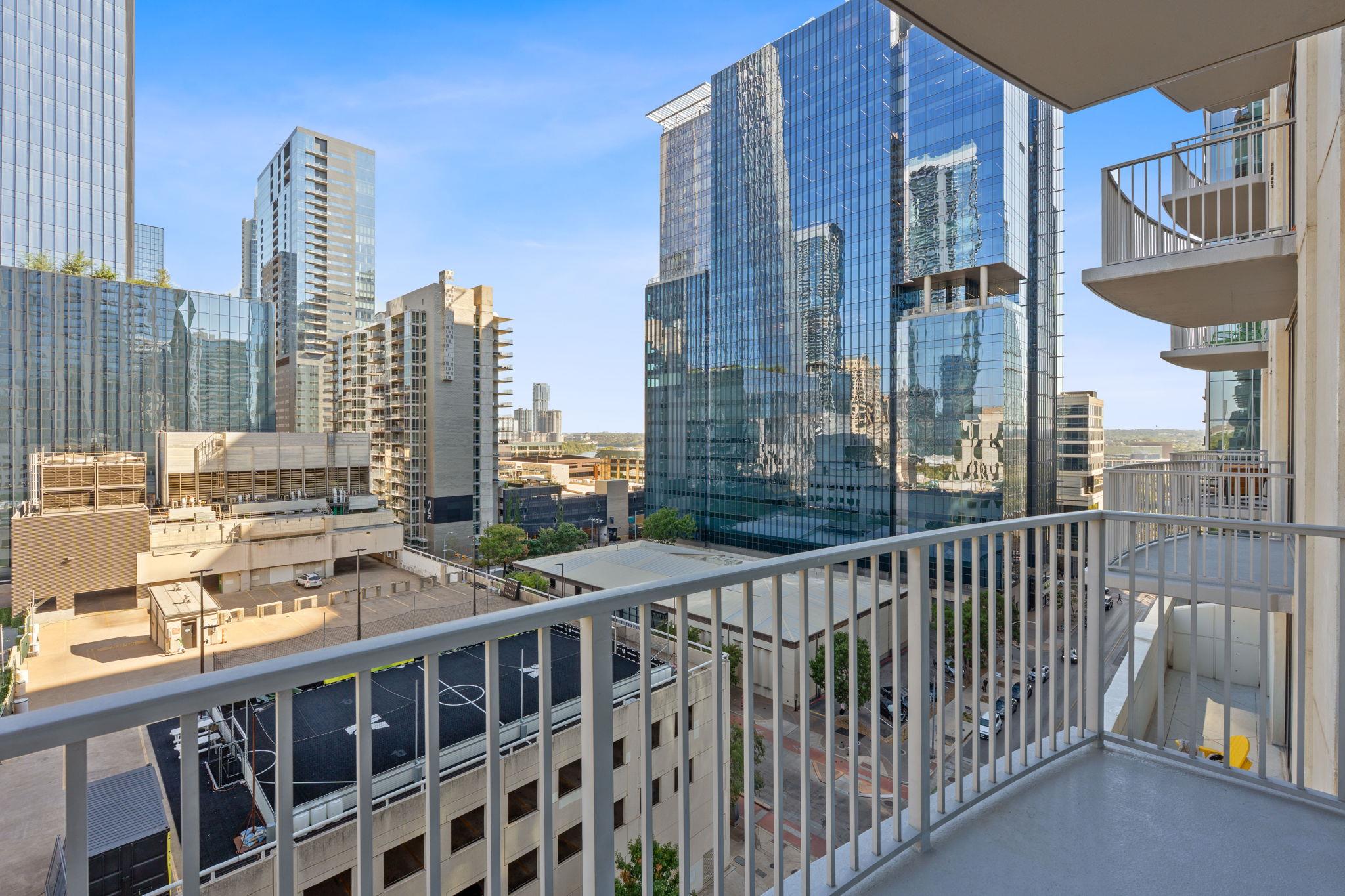 360 Nueces St # 1007, Austin, TX 78701