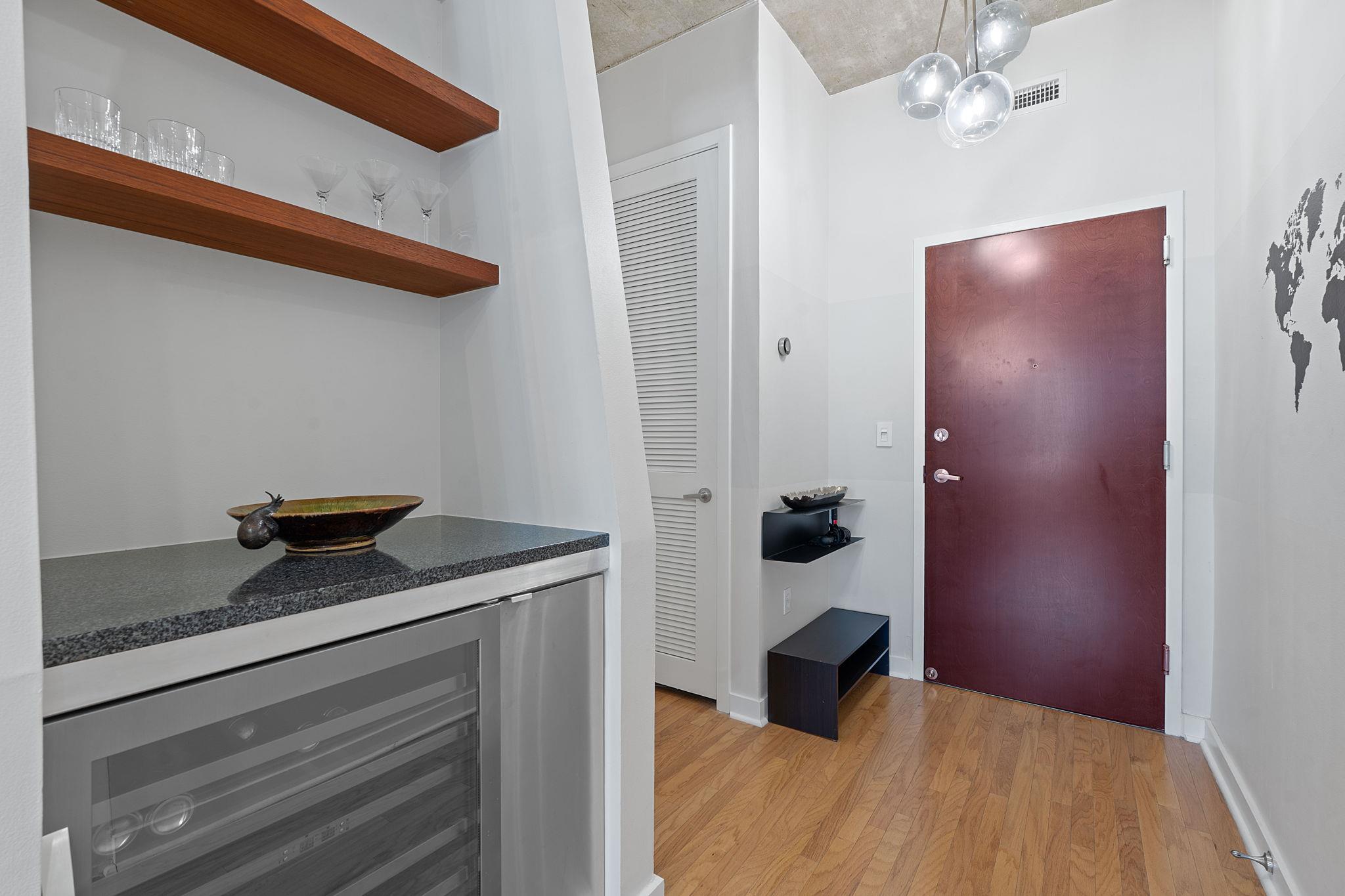 360 Nueces St # 1007, Austin, TX 78701