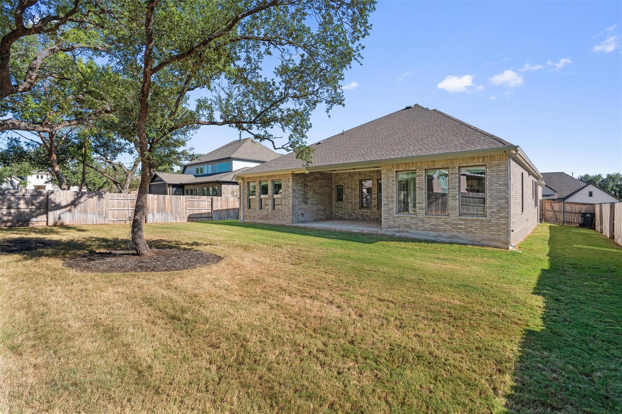 806 N Fork Trl, Georgetown, TX 78633