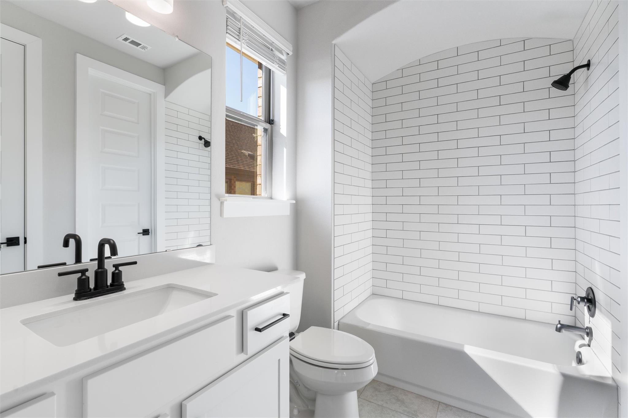 806 N Fork Trl, Georgetown, TX 78633