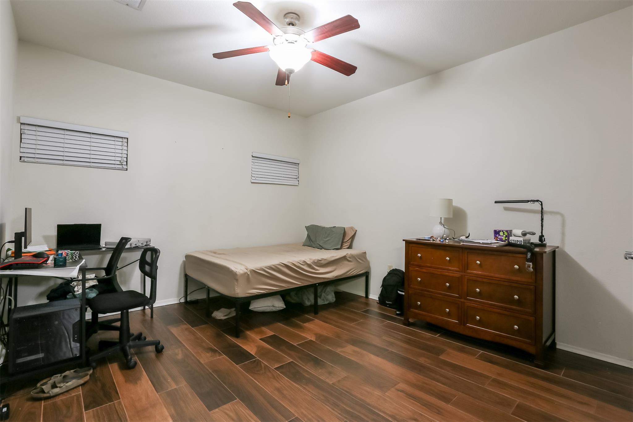 910 W 25th St # 208, Austin, TX 78705