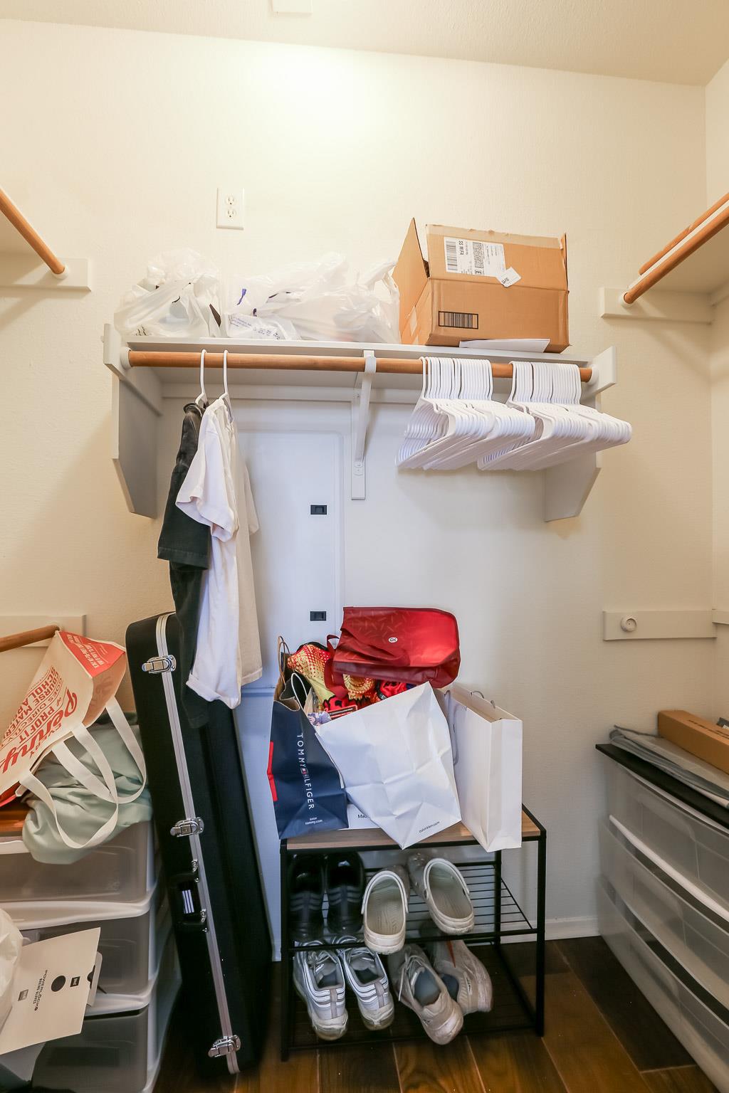 910 W 25th St # 208, Austin, TX 78705