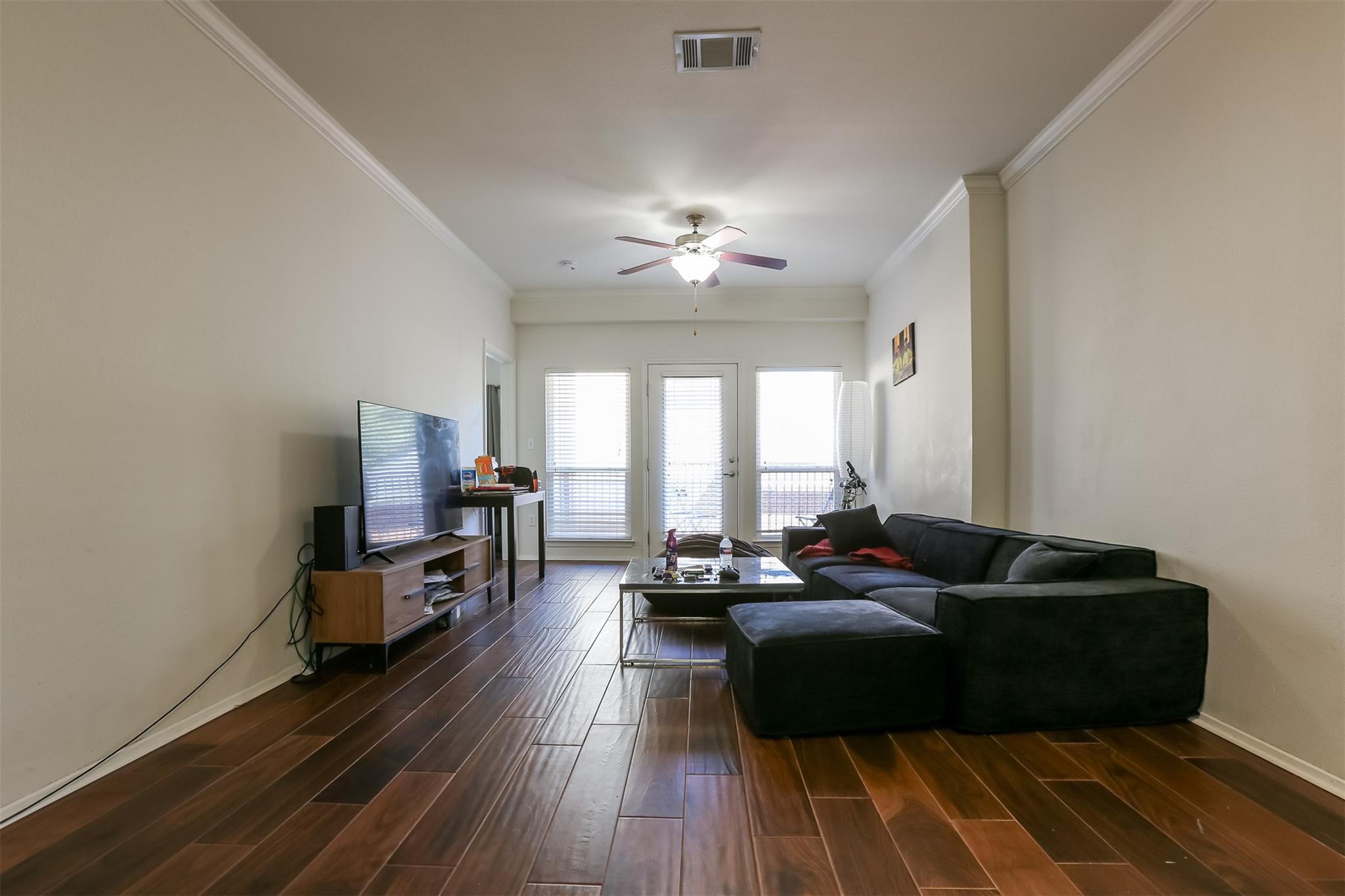 910 W 25th St # 208, Austin, TX 78705