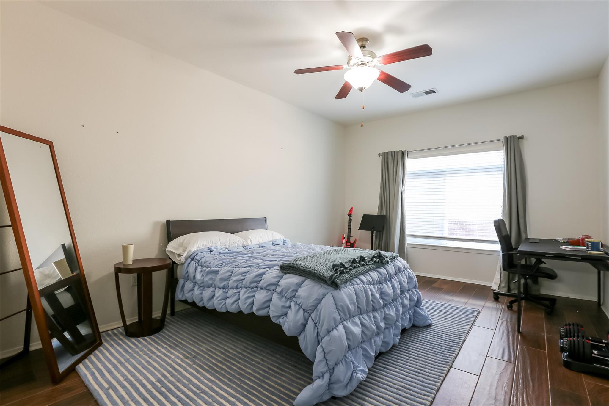 910 W 25th St # 208, Austin, TX 78705