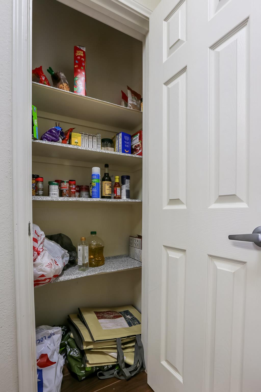 910 W 25th St # 208, Austin, TX 78705