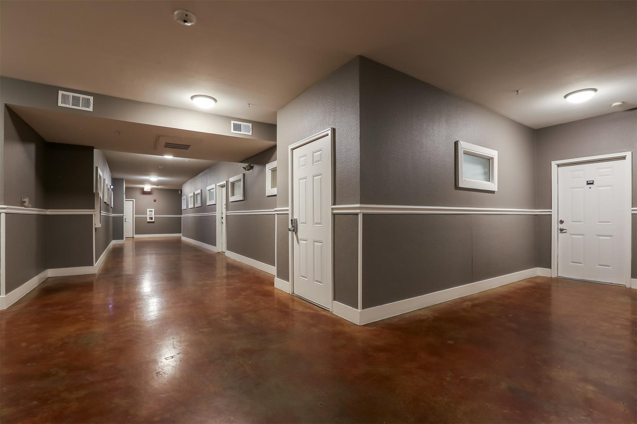 910 W 25th St # 208, Austin, TX 78705