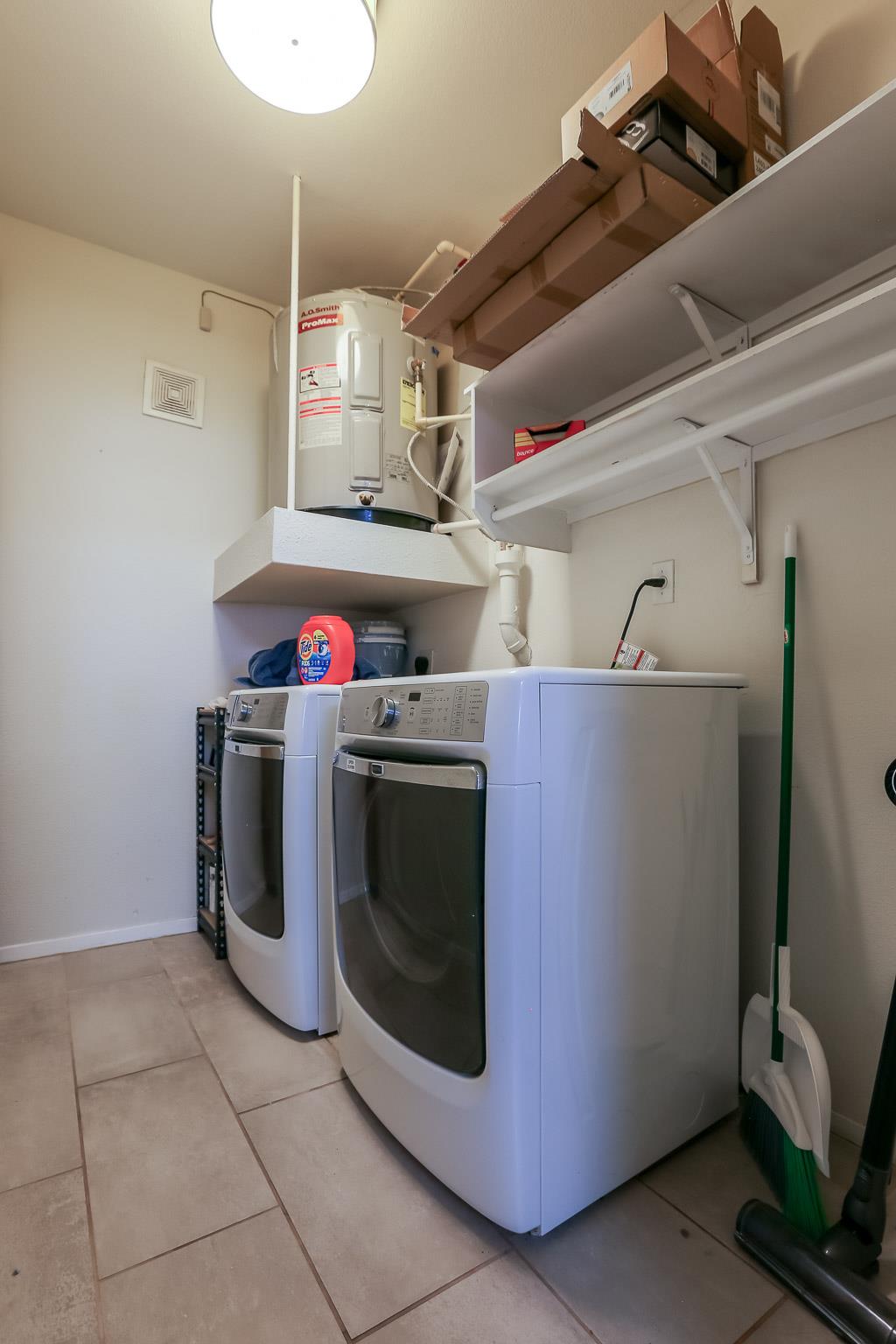 910 W 25th St # 208, Austin, TX 78705