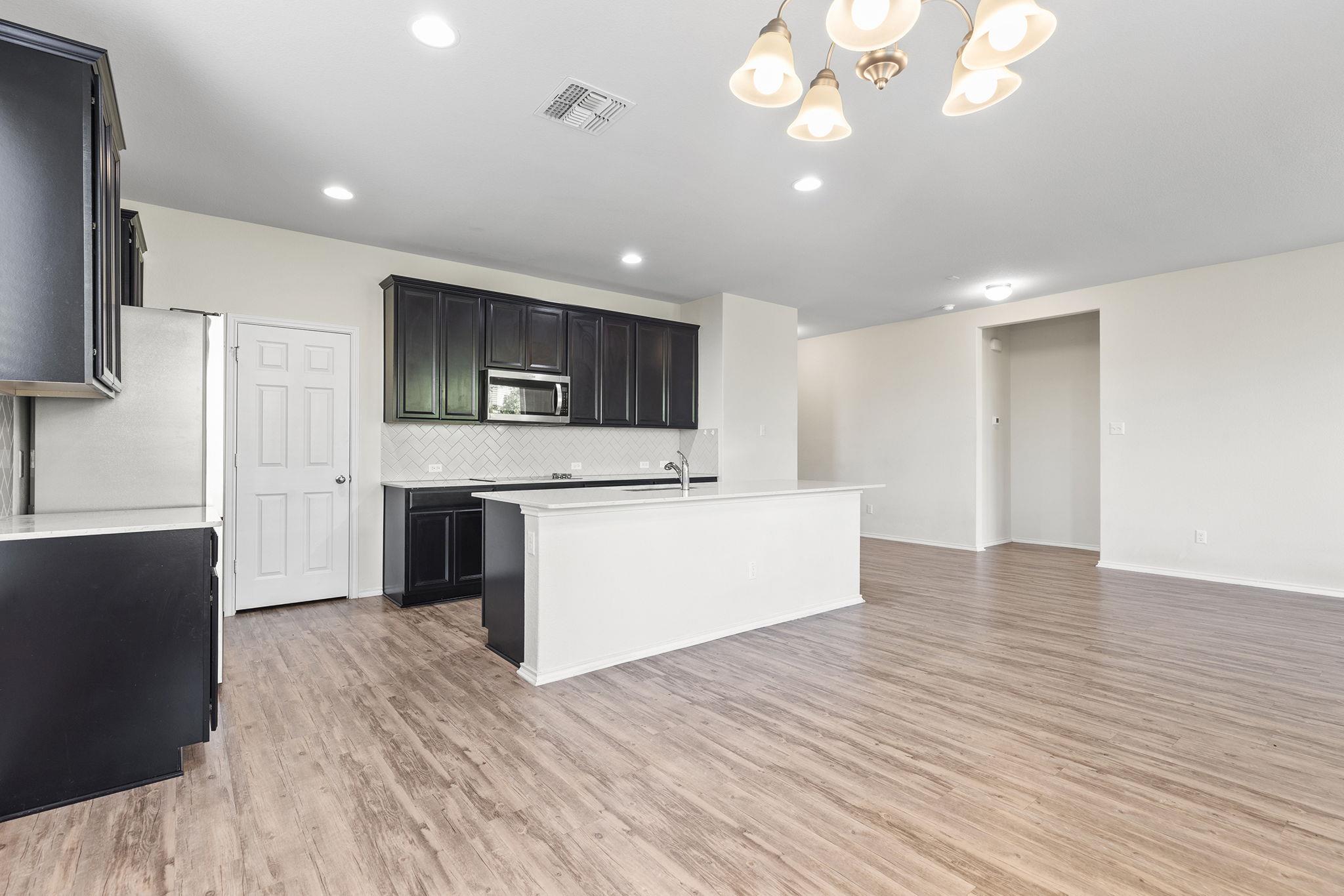 332 Spotted Rail Rdg, Leander, TX 78641