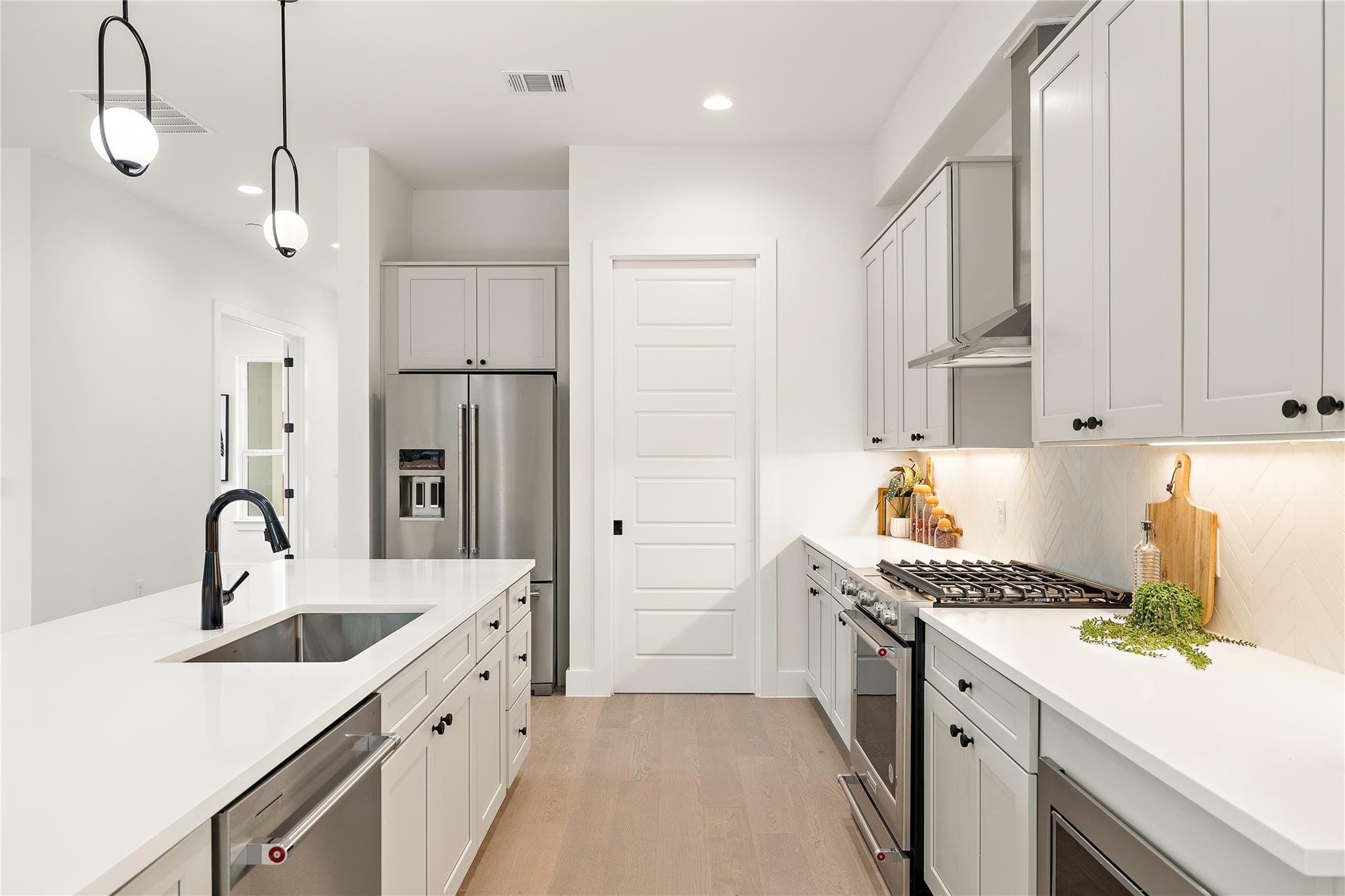 1702 Pennsylvania Ave, Austin, TX 78702