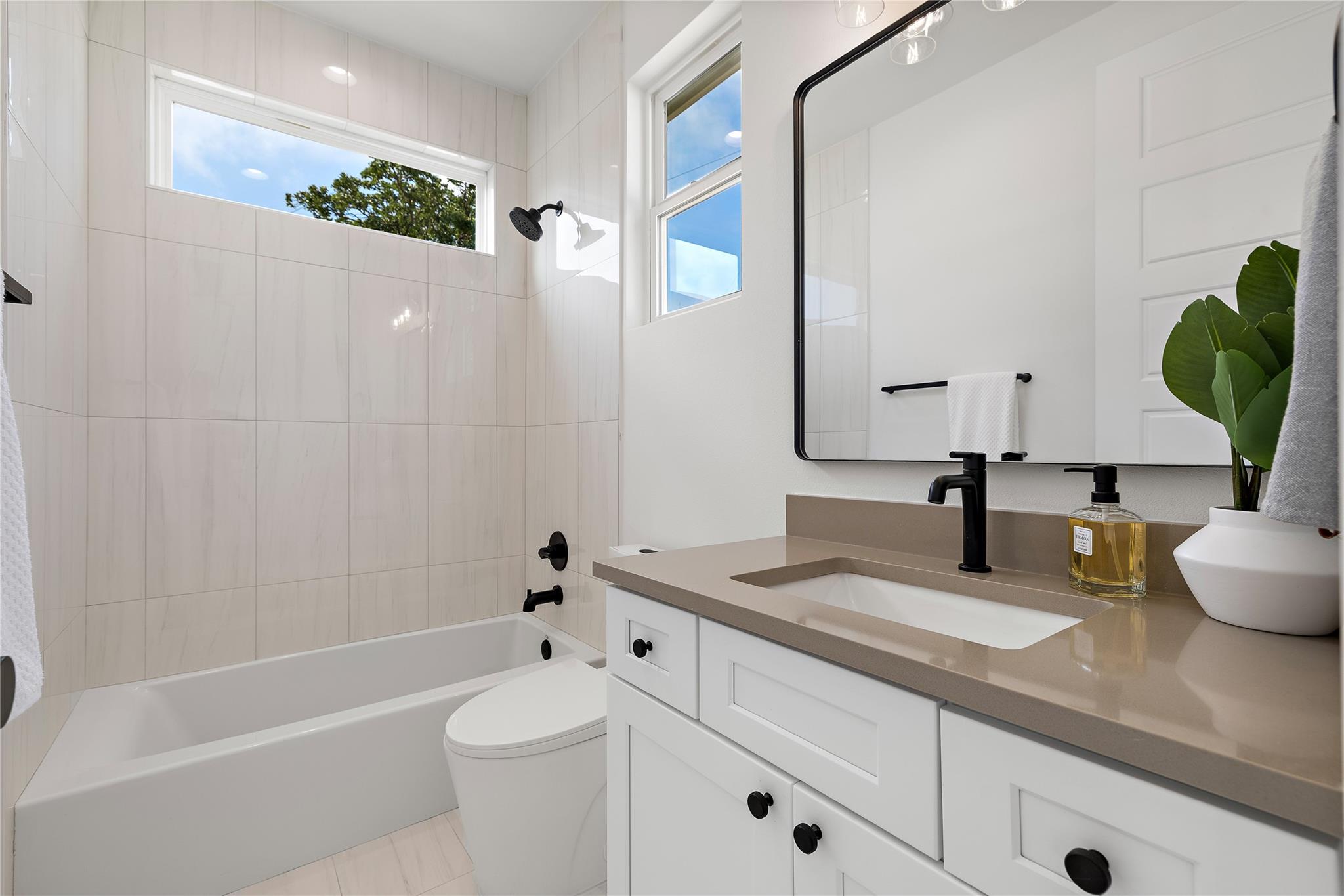 1702 Pennsylvania Ave, Austin, TX 78702