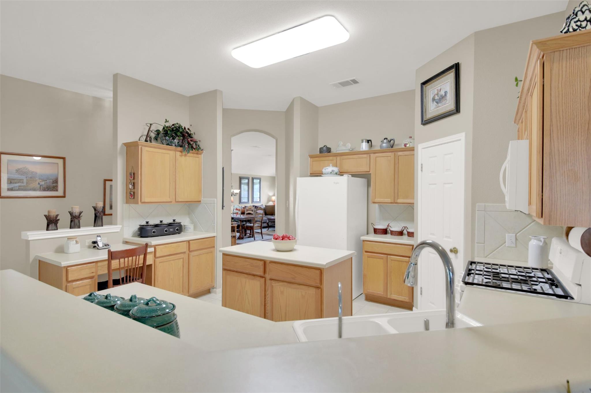 100 Copperwood Loop, Round Rock, TX 78664