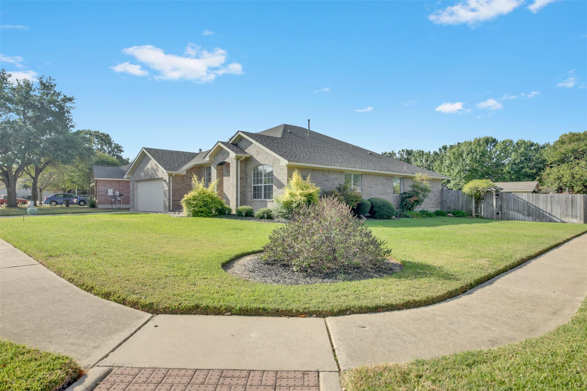 100 Copperwood Loop, Round Rock, TX 78664