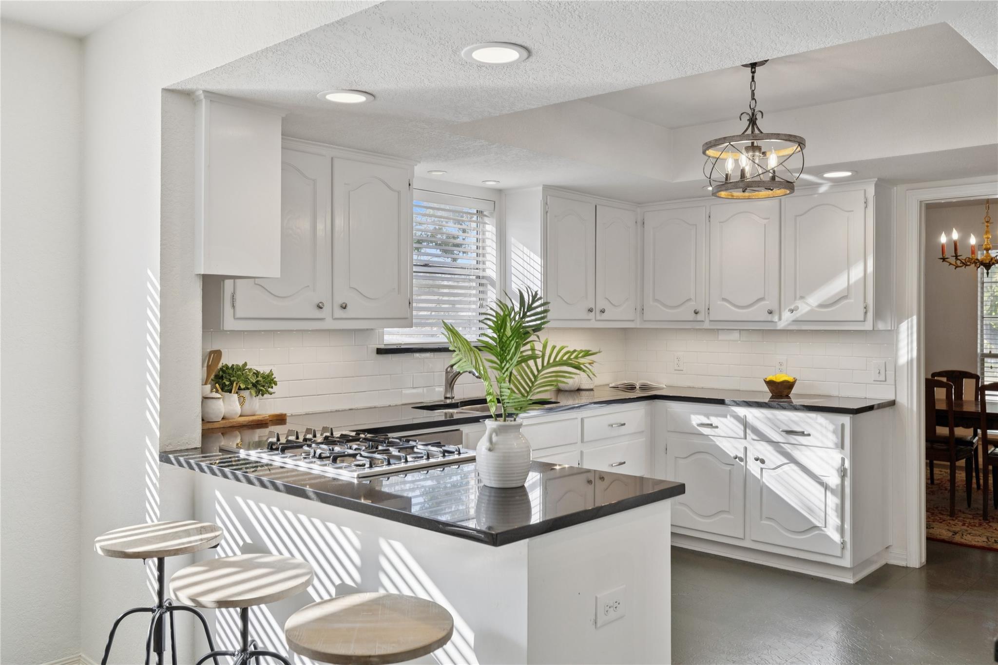 7005 Bent Oak Cir, Austin, TX 78749