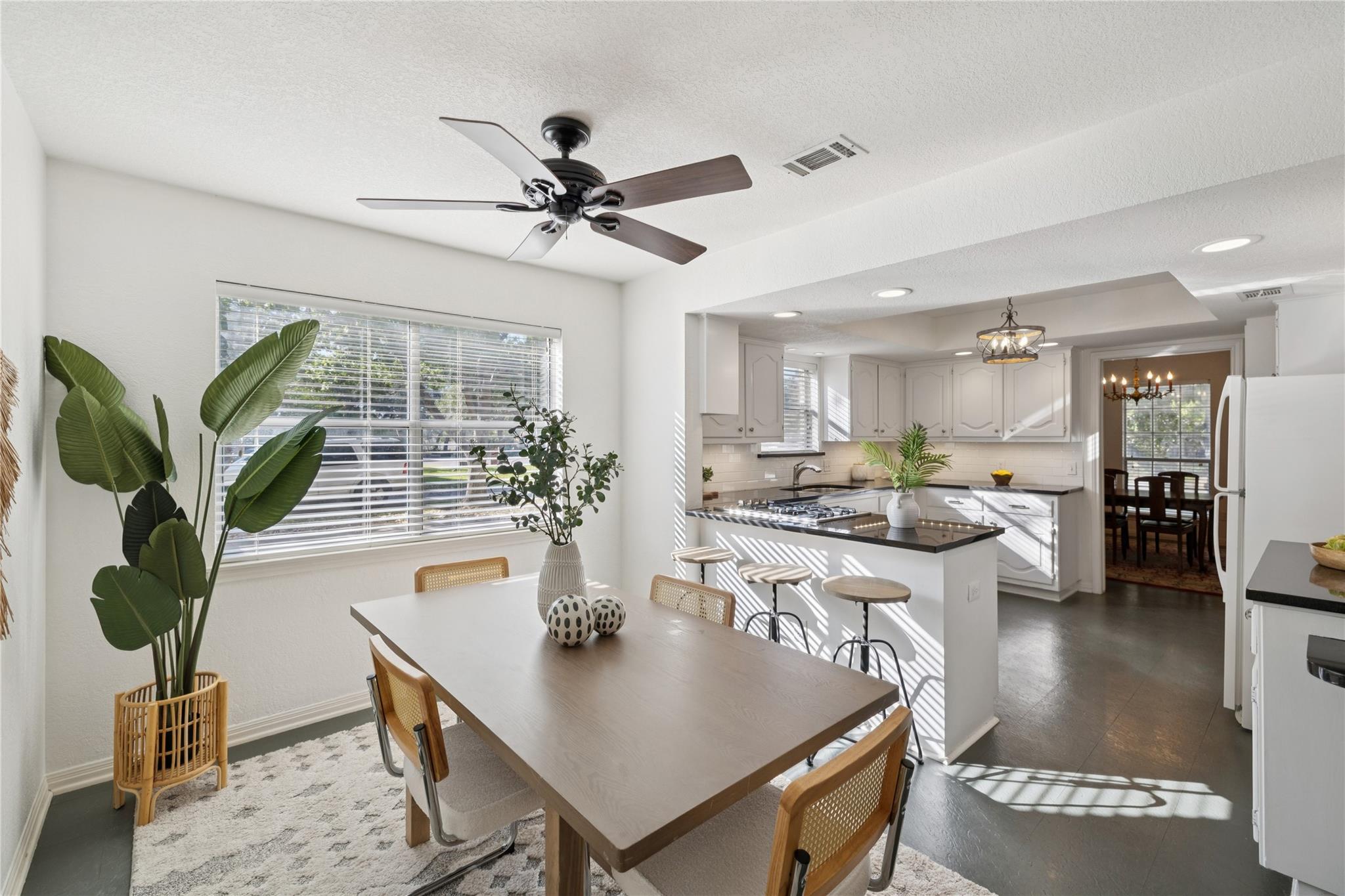 7005 Bent Oak Cir, Austin, TX 78749