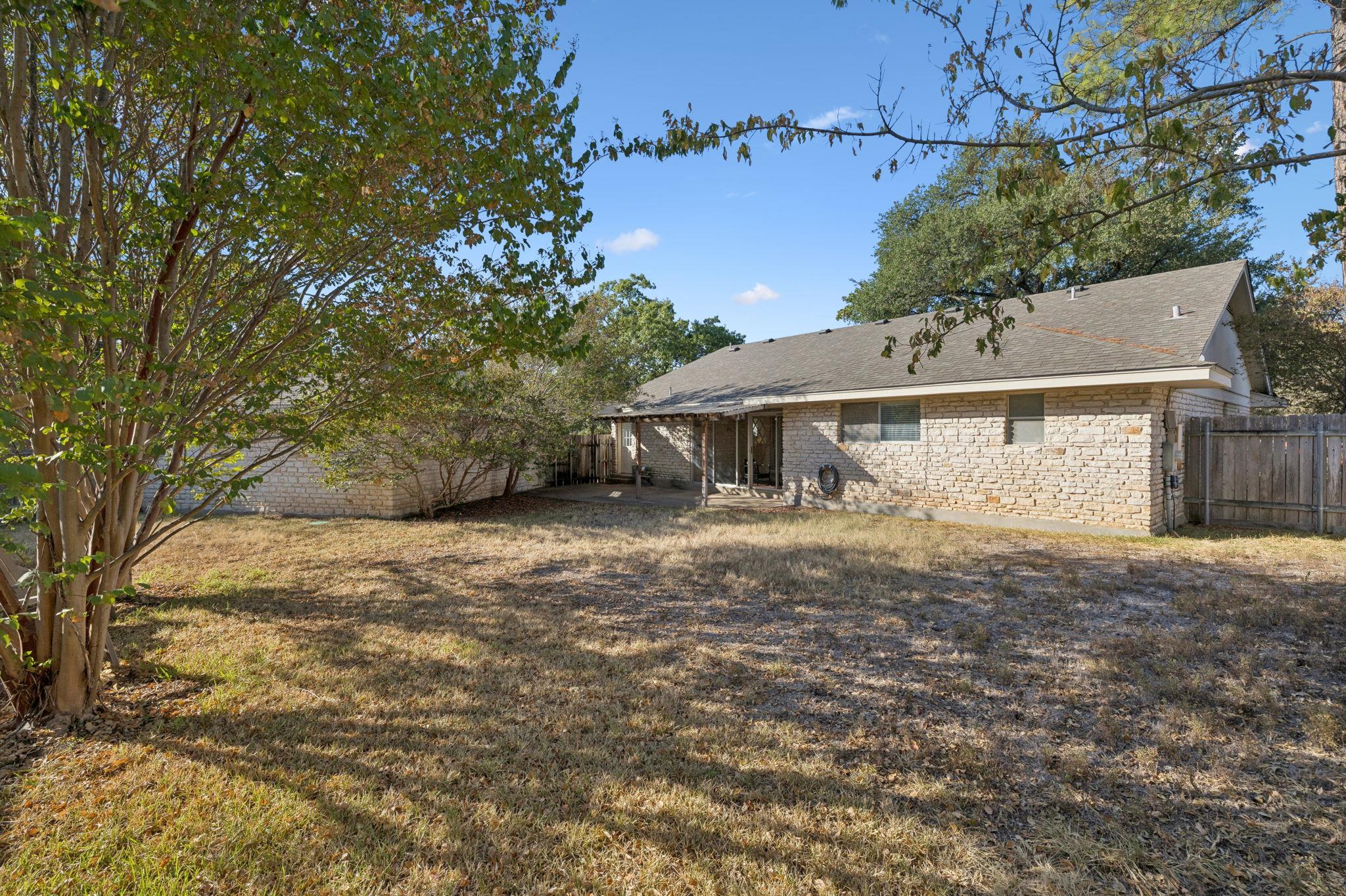 7005 Bent Oak Cir, Austin, TX 78749