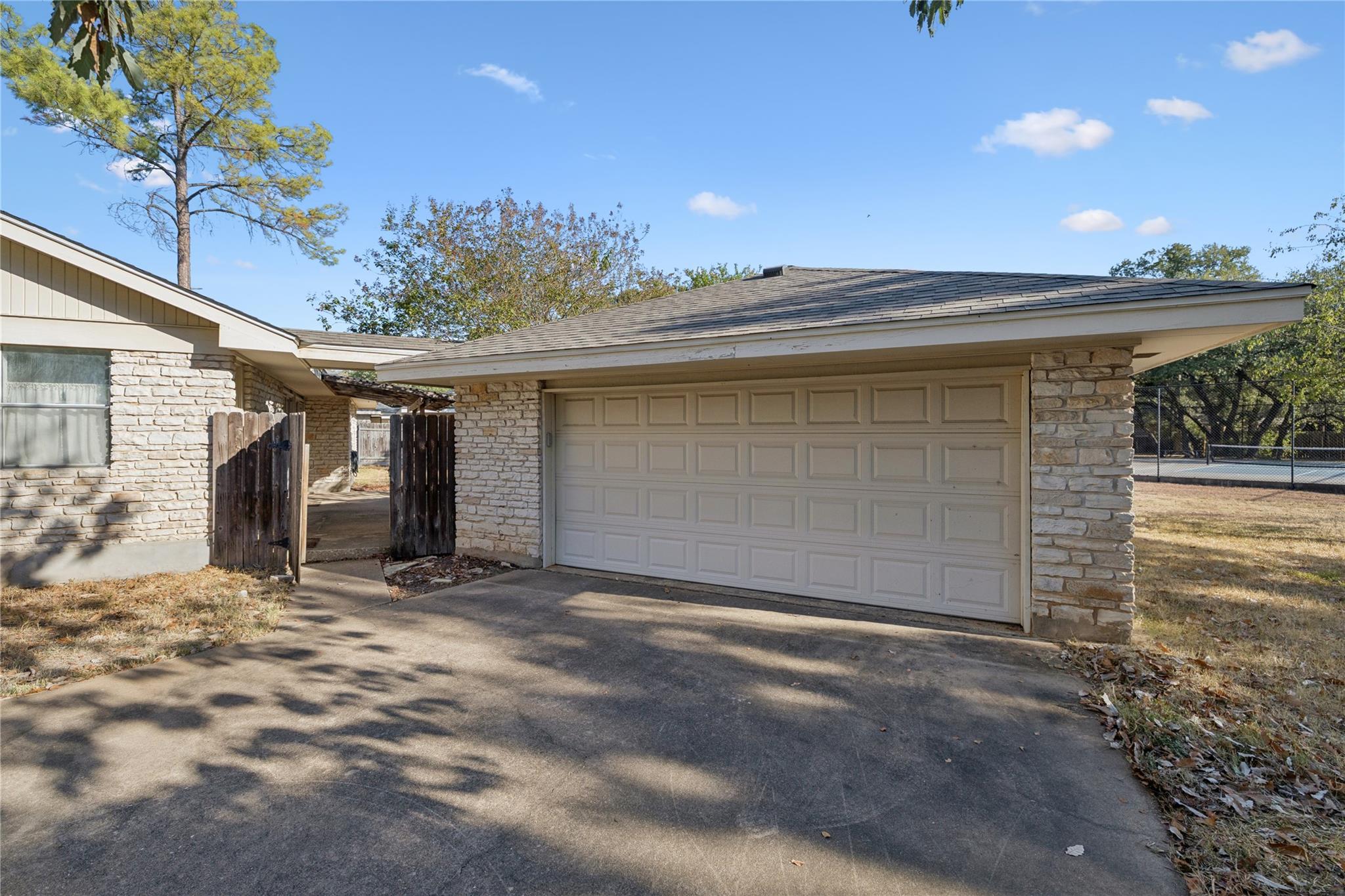 7005 Bent Oak Cir, Austin, TX 78749