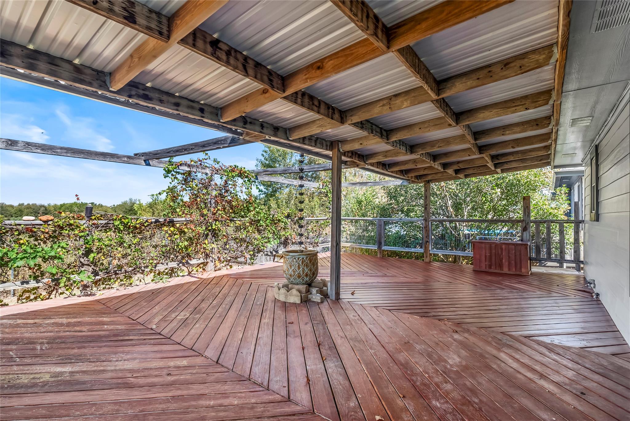 212 Valley Run Trl, Elgin, TX 78621