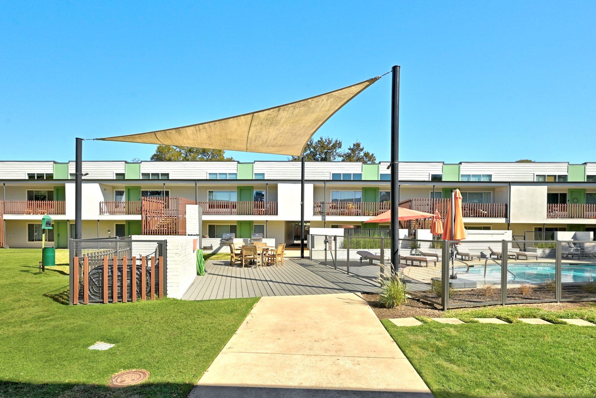 2200 Dickson Dr # 113, Austin, TX 78704