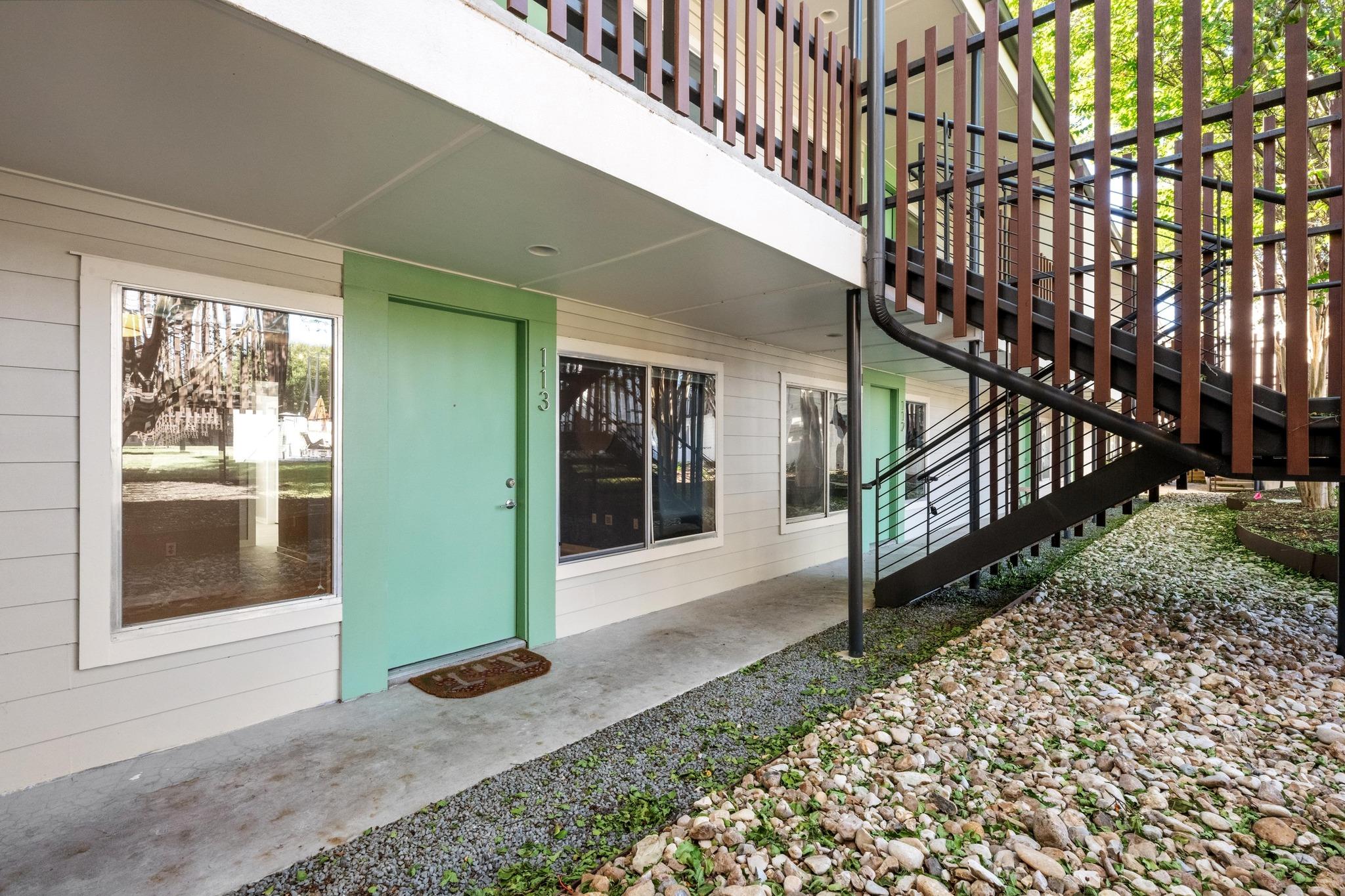 2200 Dickson Dr # 113, Austin, TX 78704