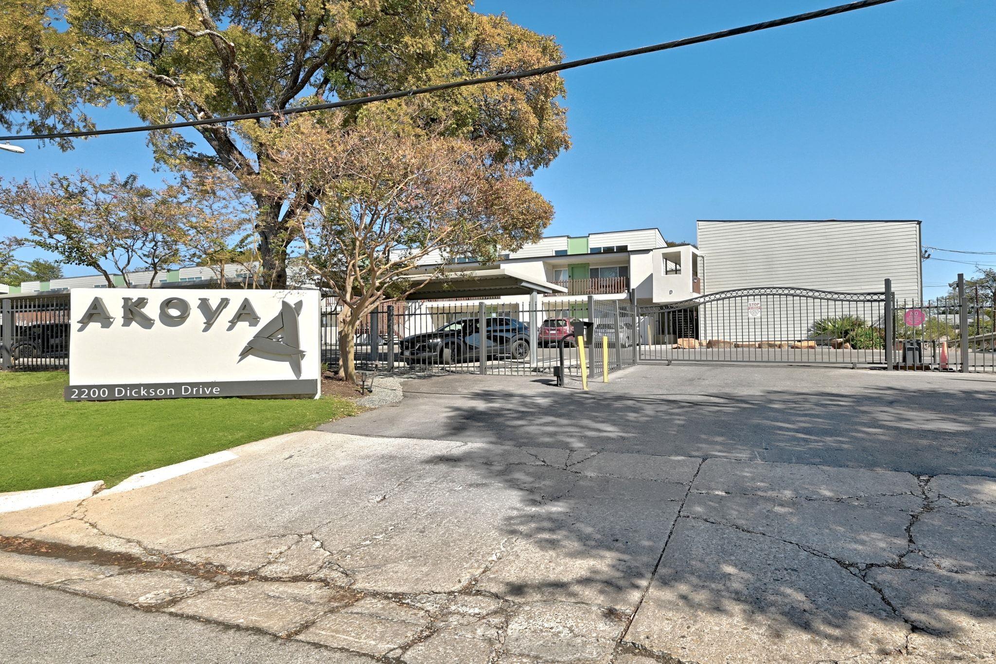 2200 Dickson Dr # 113, Austin, TX 78704