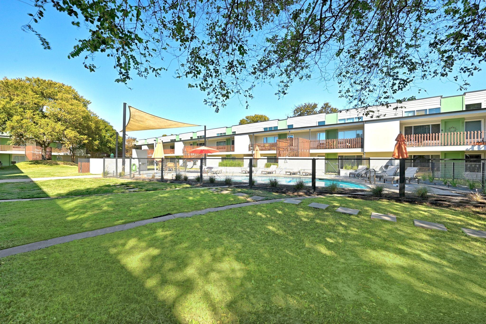 2200 Dickson Dr # 113, Austin, TX 78704