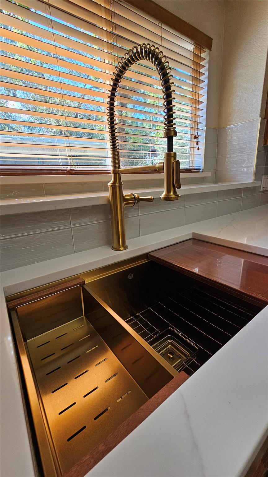 1301 County Road 262, Georgetown, TX 78633