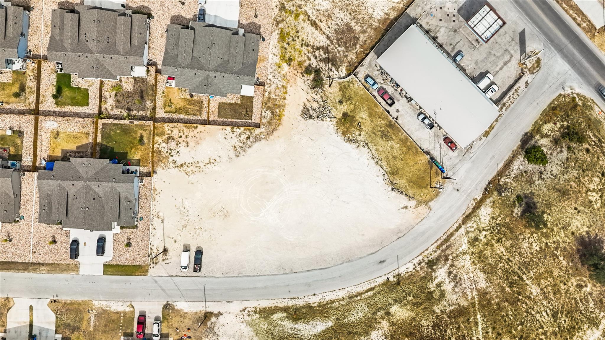 20100 TRAVIS Dr, Lago Vista, TX 78645