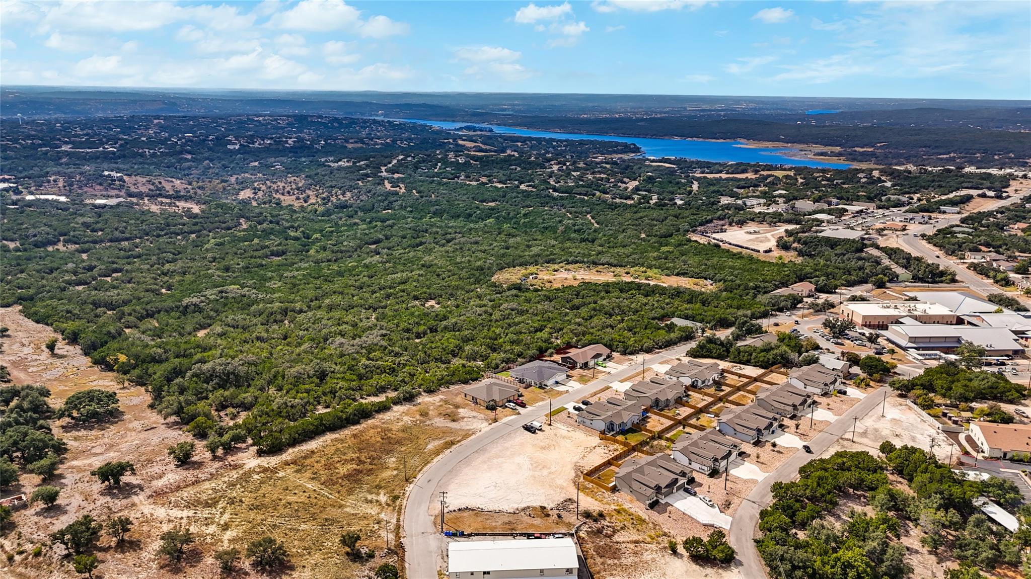 20100 TRAVIS Dr, Lago Vista, TX 78645