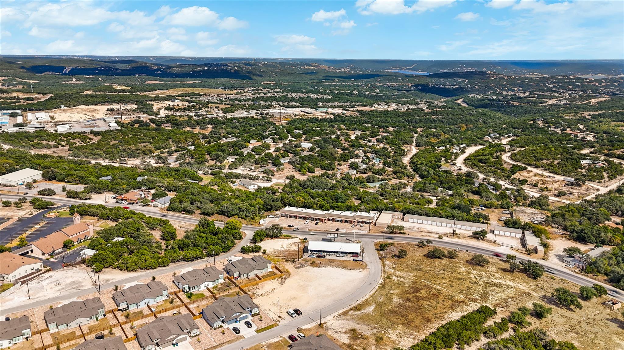 20100 TRAVIS Dr, Lago Vista, TX 78645