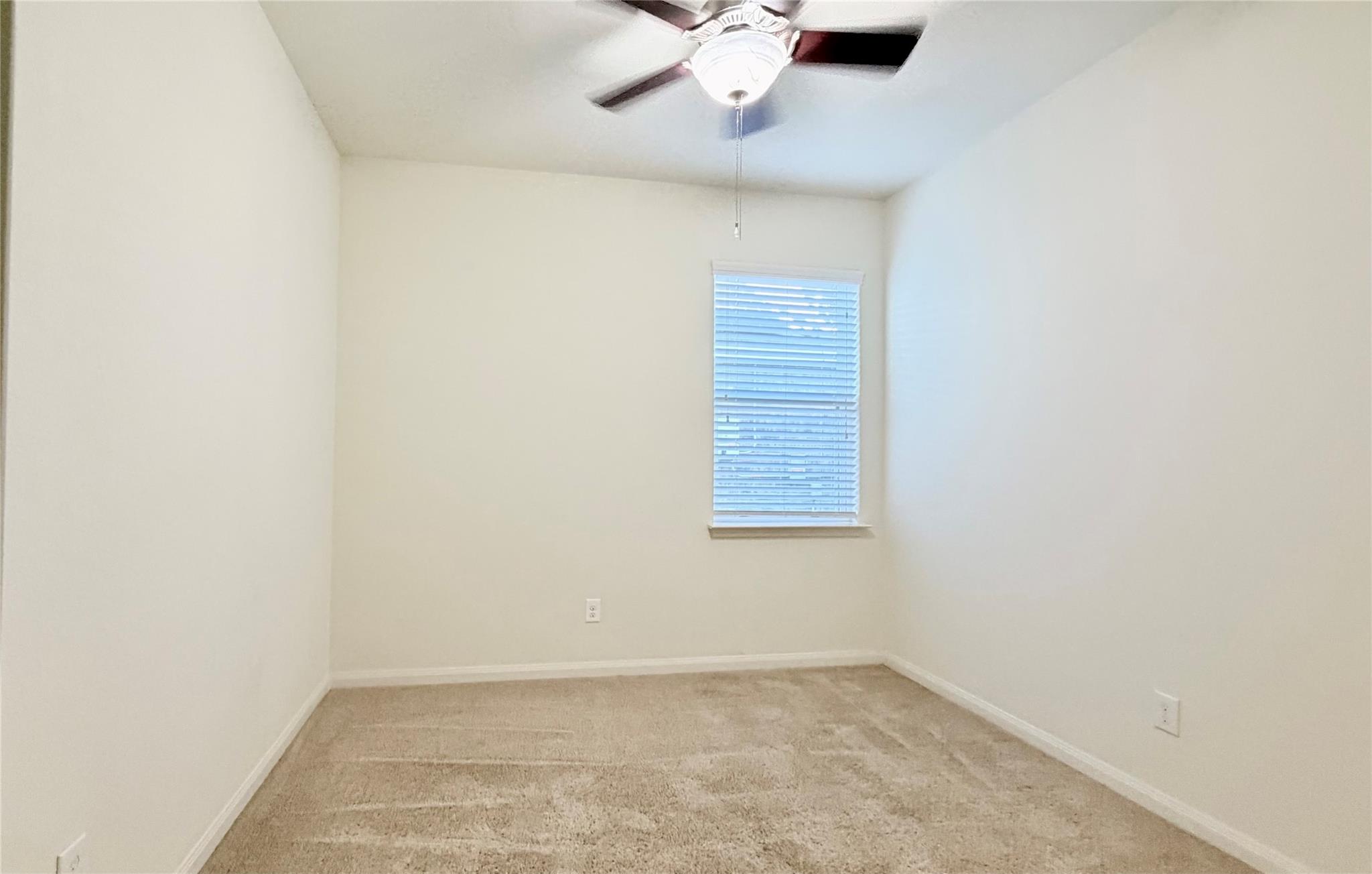 19616 Smith Gin St, Manor, TX 78653