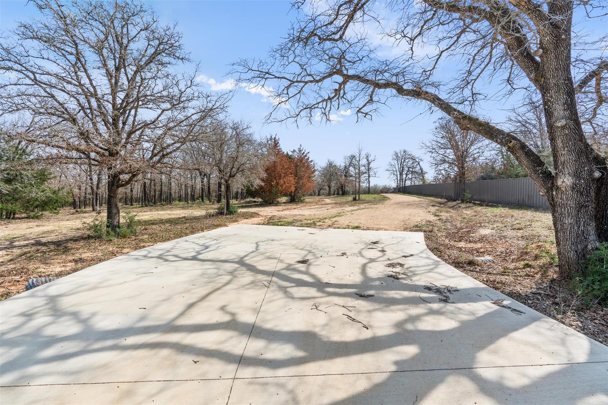 974 County Road 319, Rockdale, TX 76567
