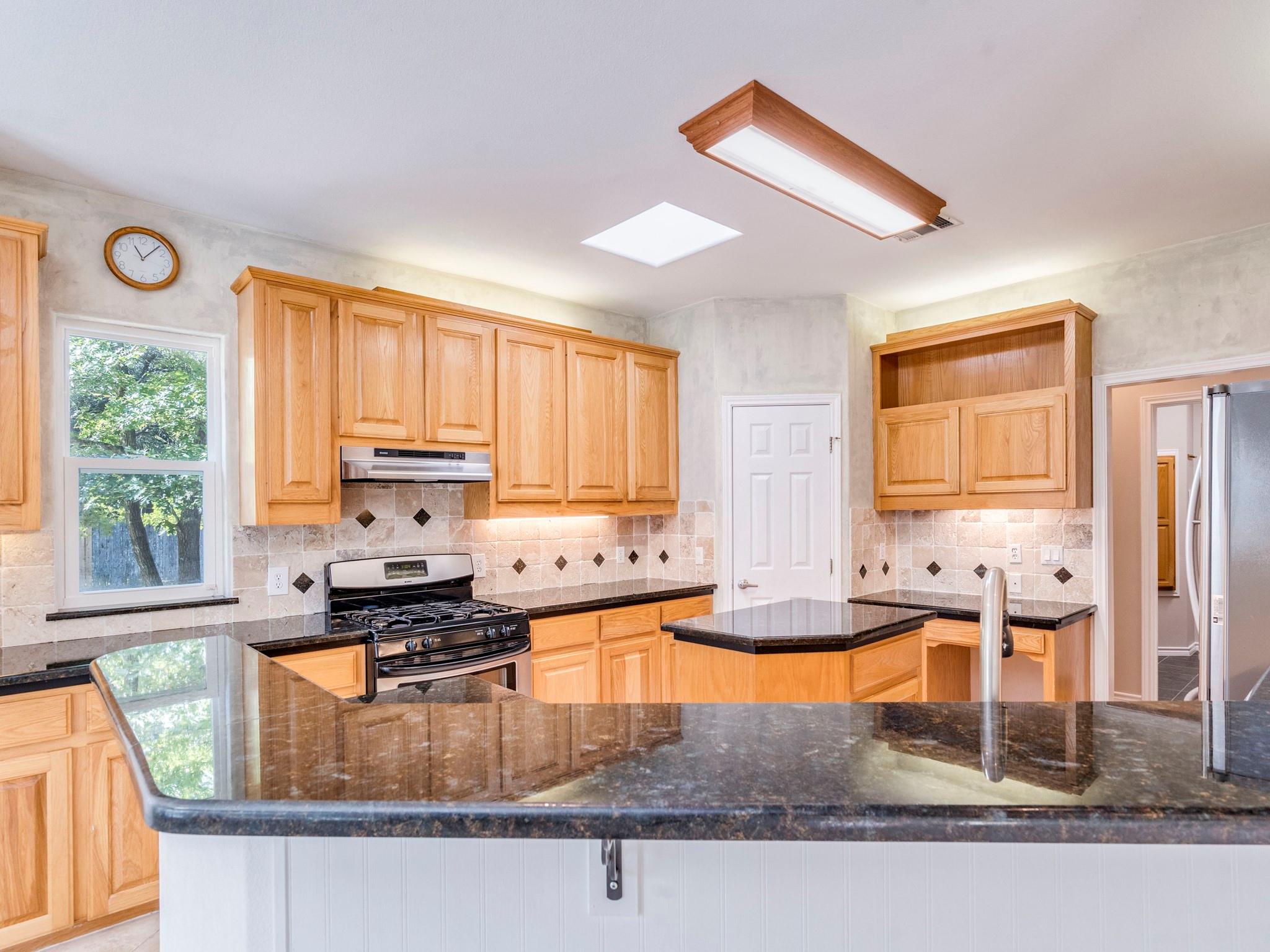 201 Dewberry Cv, Buda, TX 78610