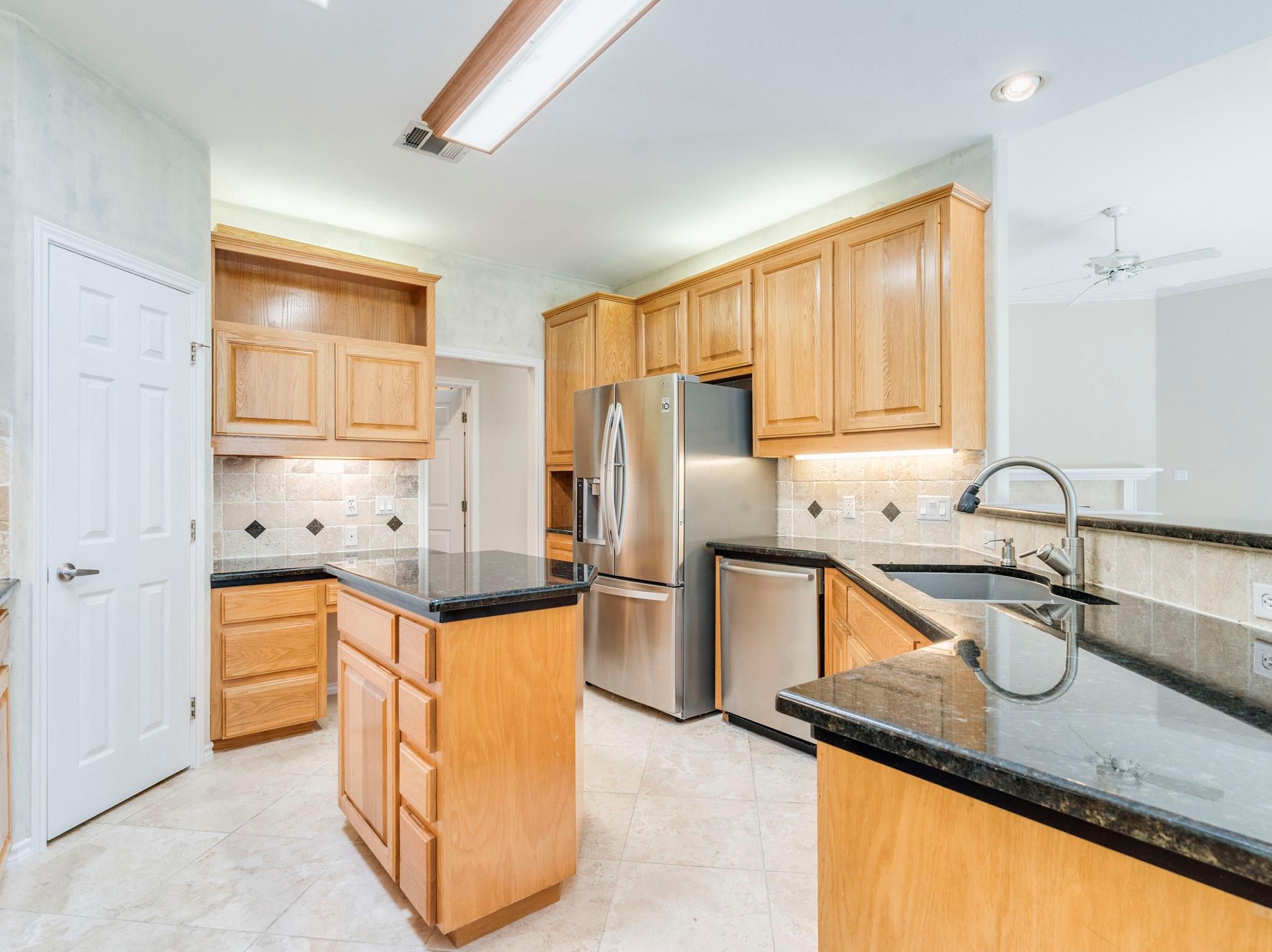 201 Dewberry Cv, Buda, TX 78610