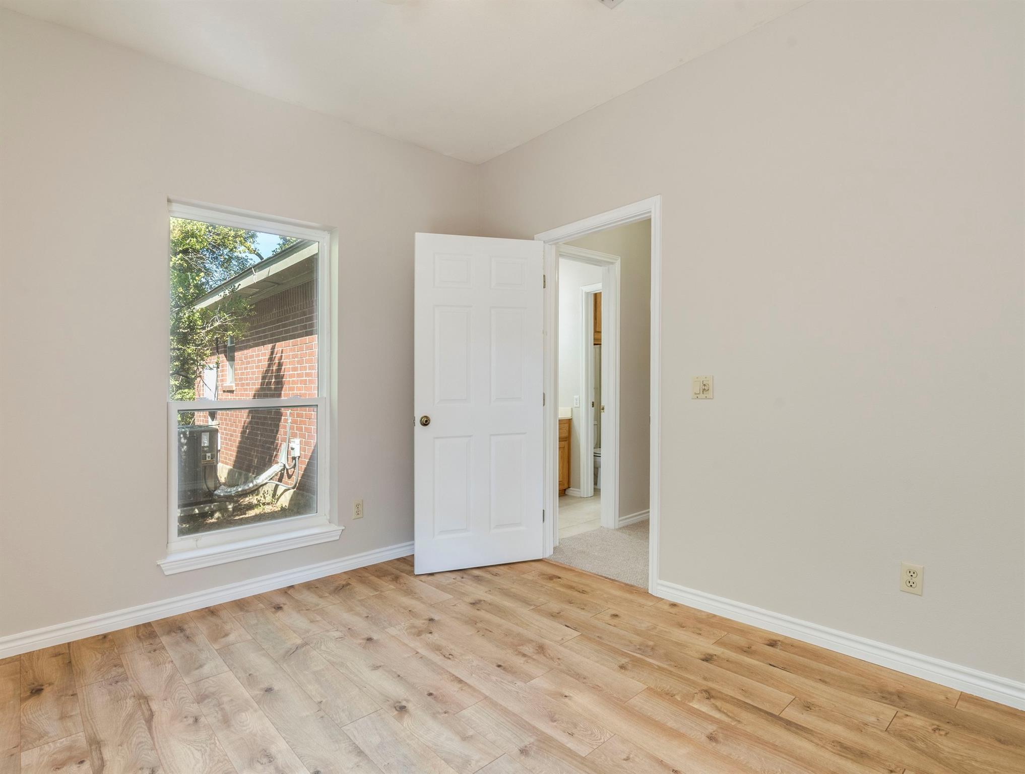 201 Dewberry Cv, Buda, TX 78610