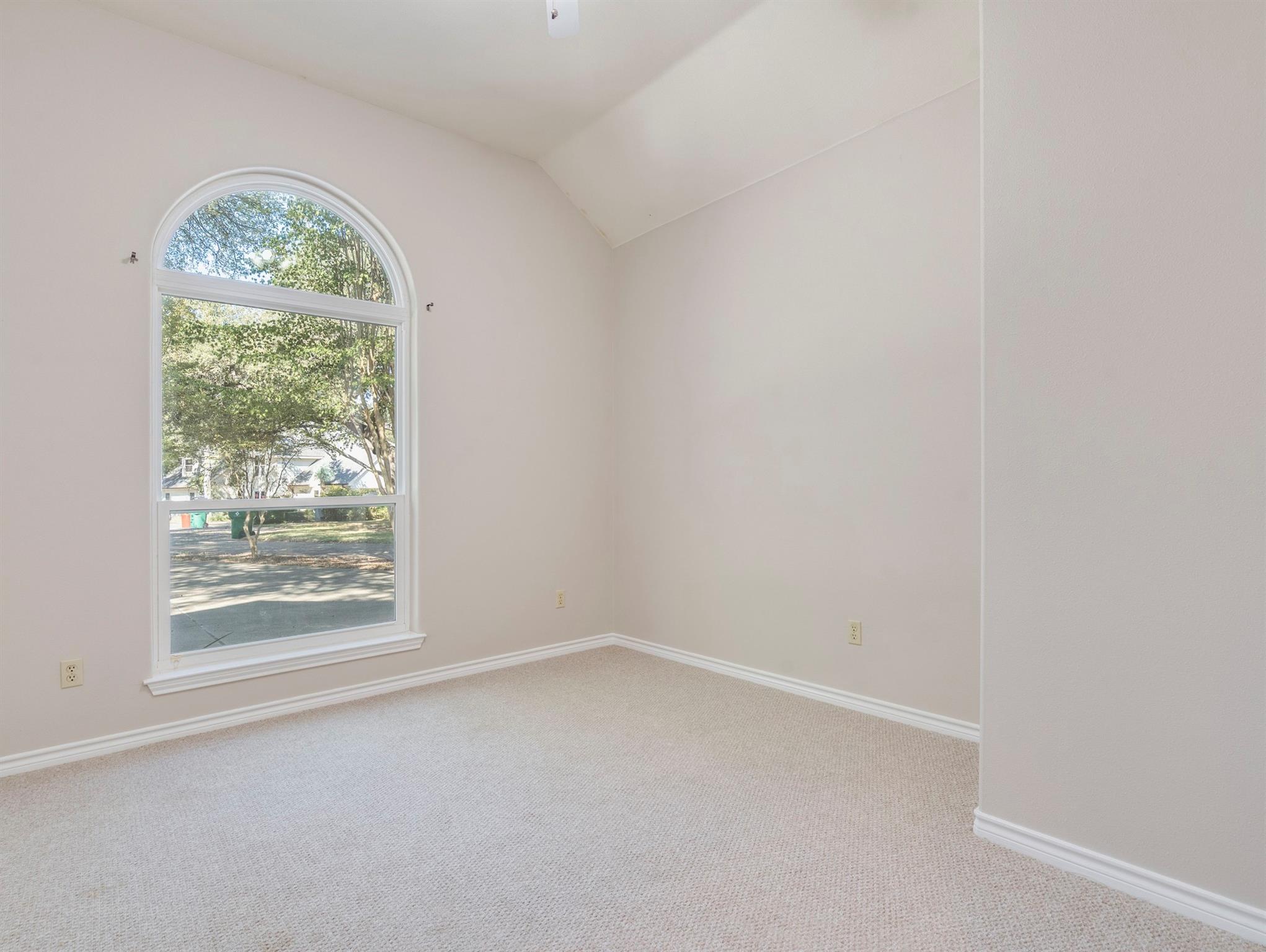 201 Dewberry Cv, Buda, TX 78610