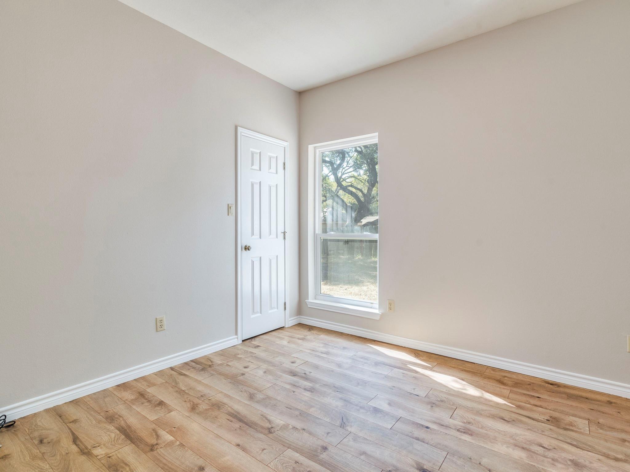 201 Dewberry Cv, Buda, TX 78610