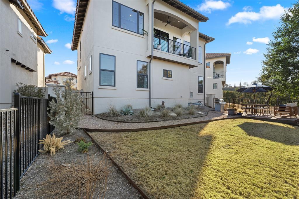 211 Honey Creek #6 Ct, Austin, TX 78738