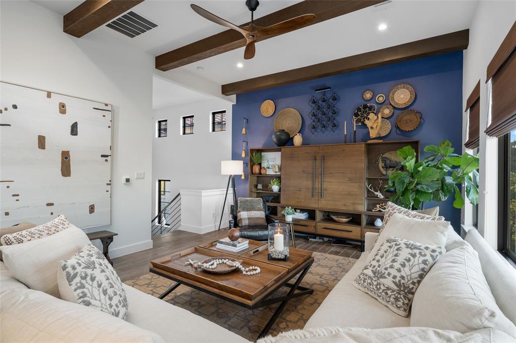 211 Honey Creek #6 Ct, Austin, TX 78738