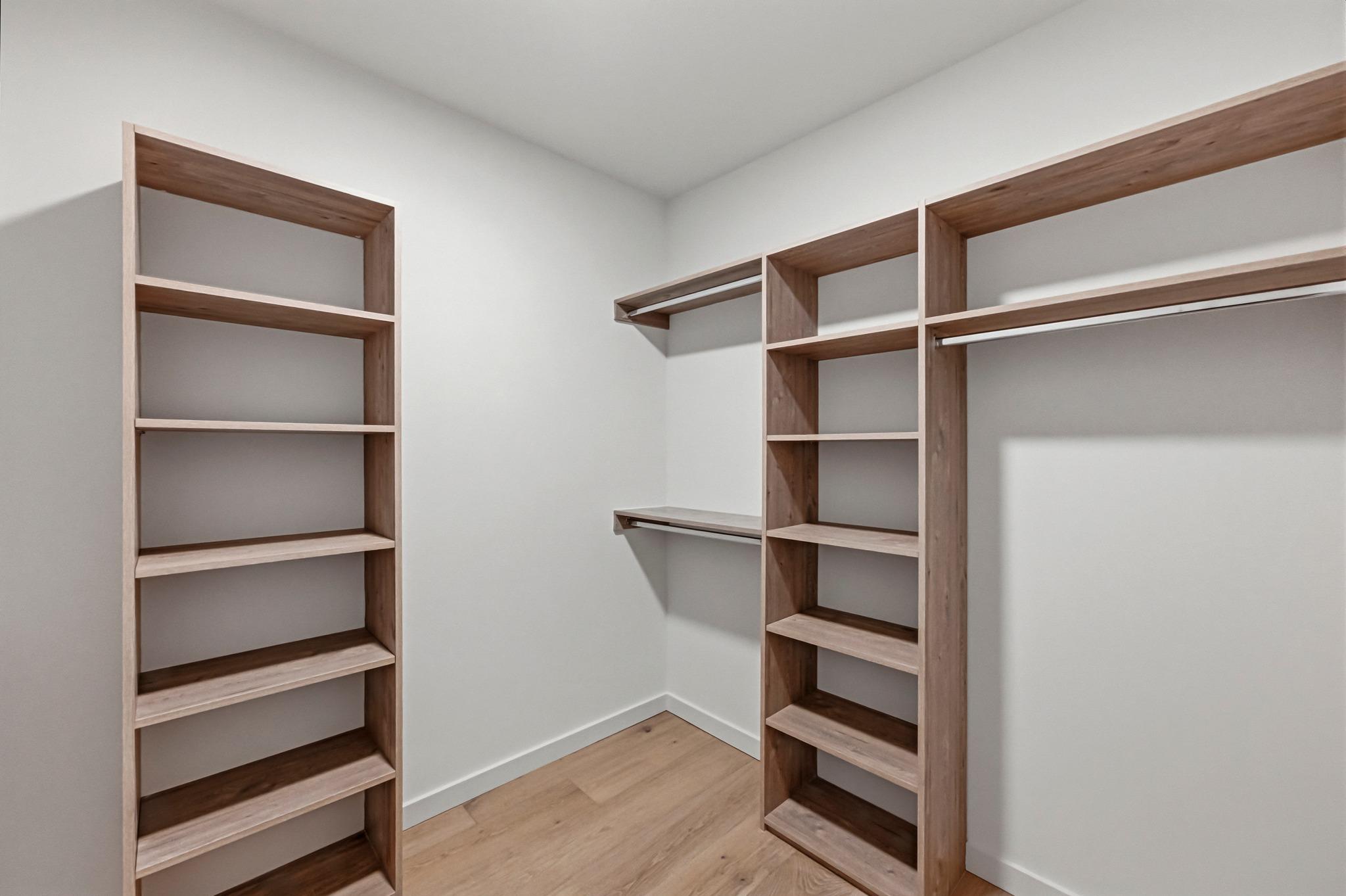 2209 S 1st St # 122, Austin, TX 78704