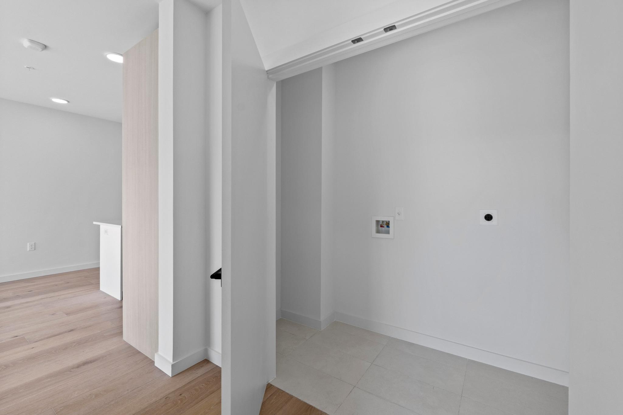 2209 S 1st St # 122, Austin, TX 78704