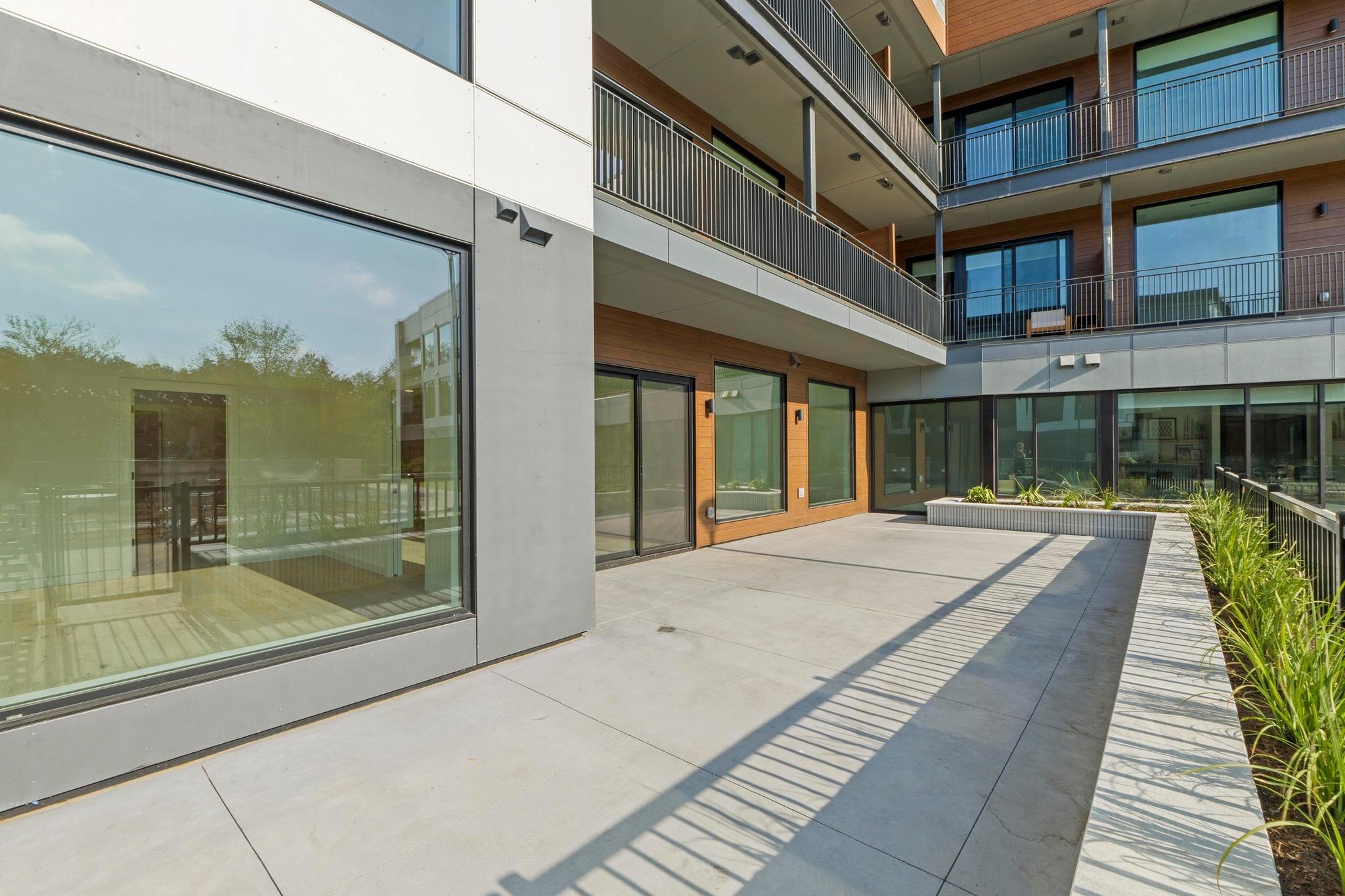 2209 S 1st St # 122, Austin, TX 78704