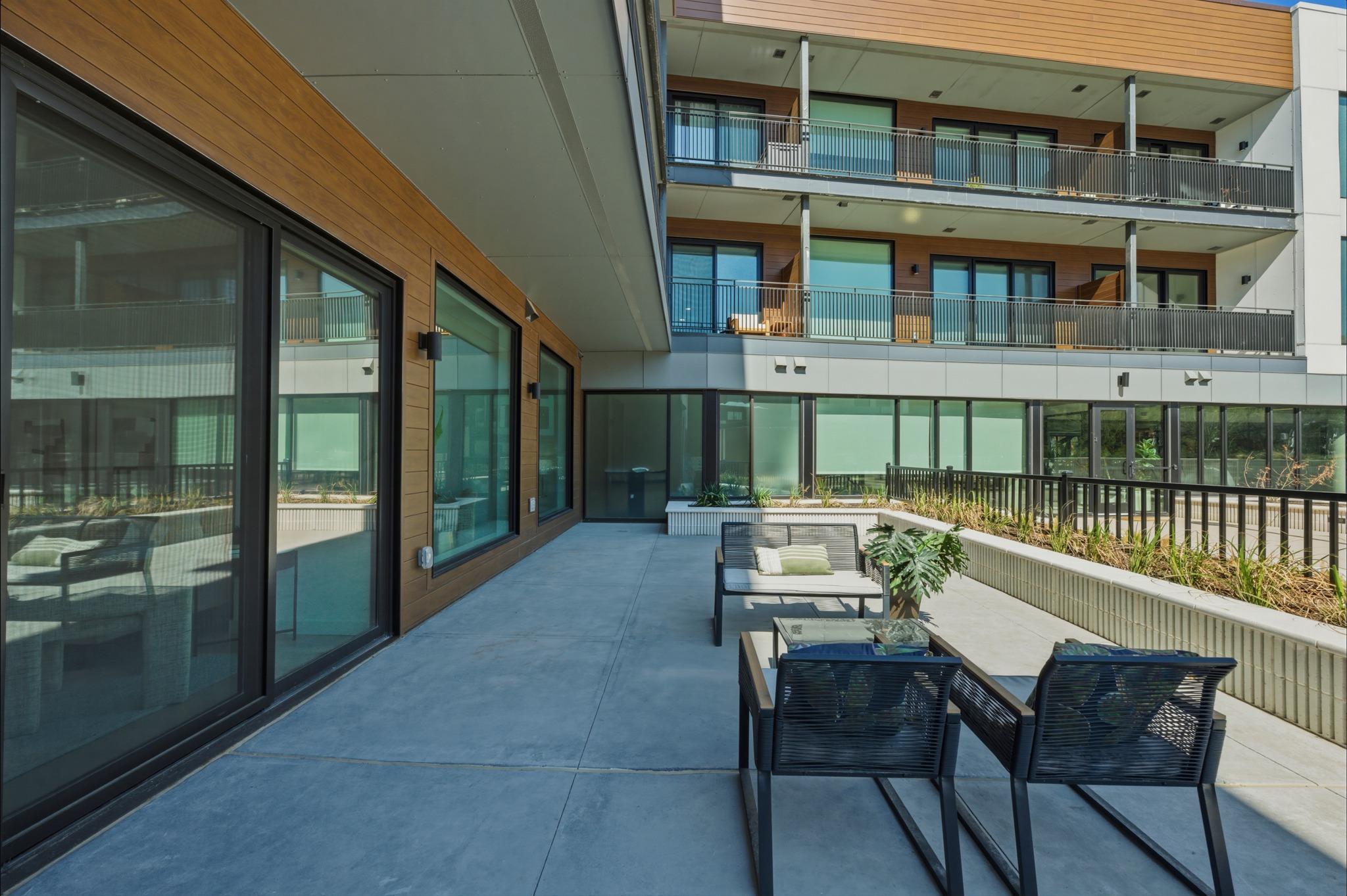 2209 S 1st St # 122, Austin, TX 78704