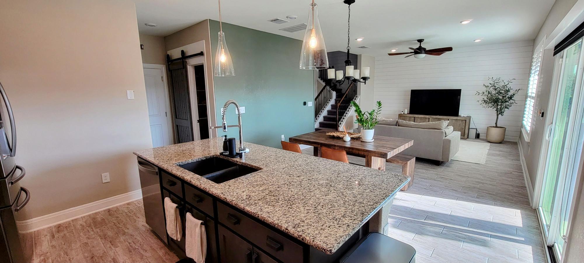 165 Kulmbacher Dr, Austin, TX 78728