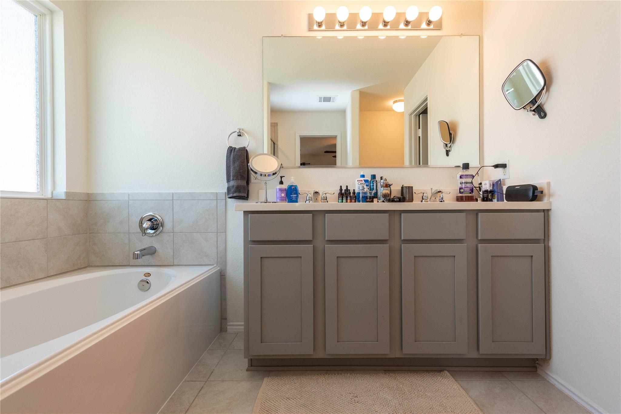 153 Wind Flower Ln, Liberty Hill, TX 78642